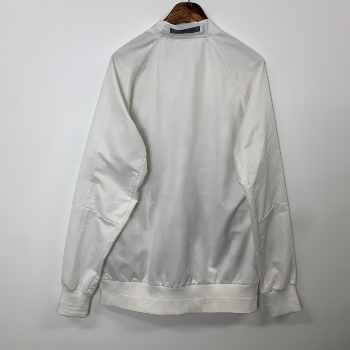 아디다스 레알마드리드 화이트 트랙 져지 상품이미지3