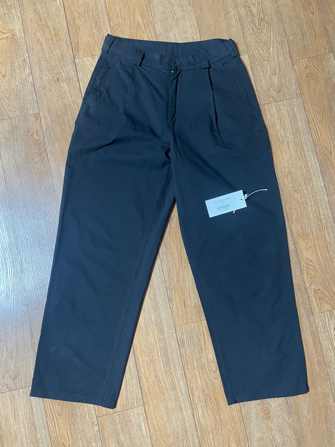 노드아카이브 와이드 테이퍼드 치노 팬츠 블랙 1사이즈 새상품 상품이미지6