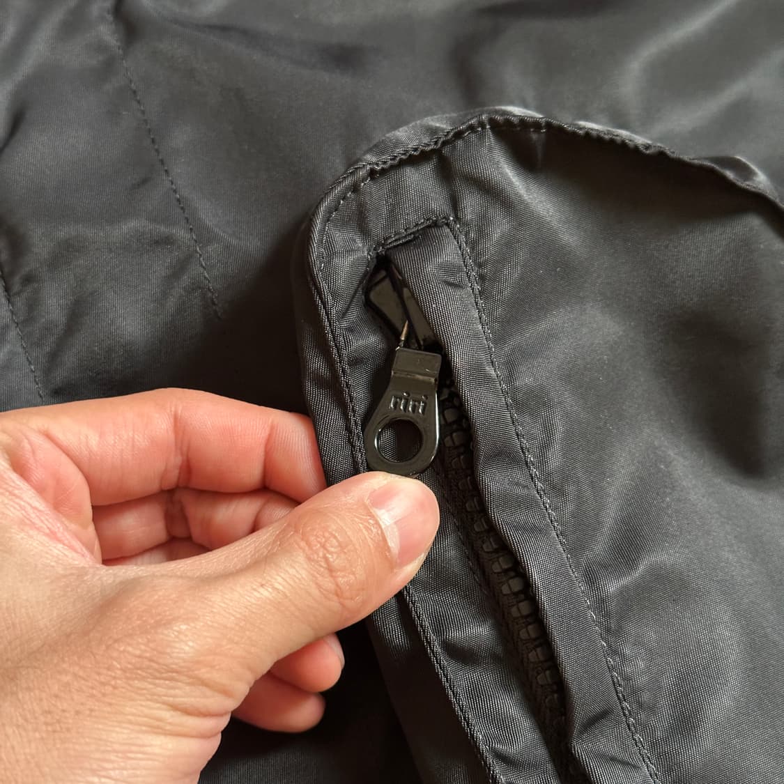 Rip van winkle japan multi pocket hoodie 상품이미지5