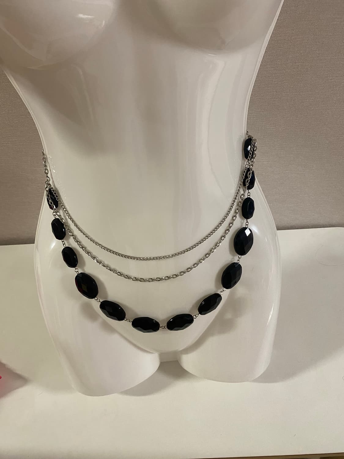 블랙 비즈 목걸이 상품이미지1