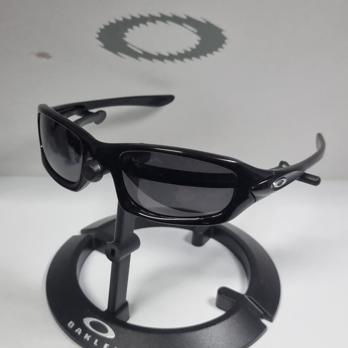 오클리 파이브 4.0 블랙 새렌즈 상품이미지2