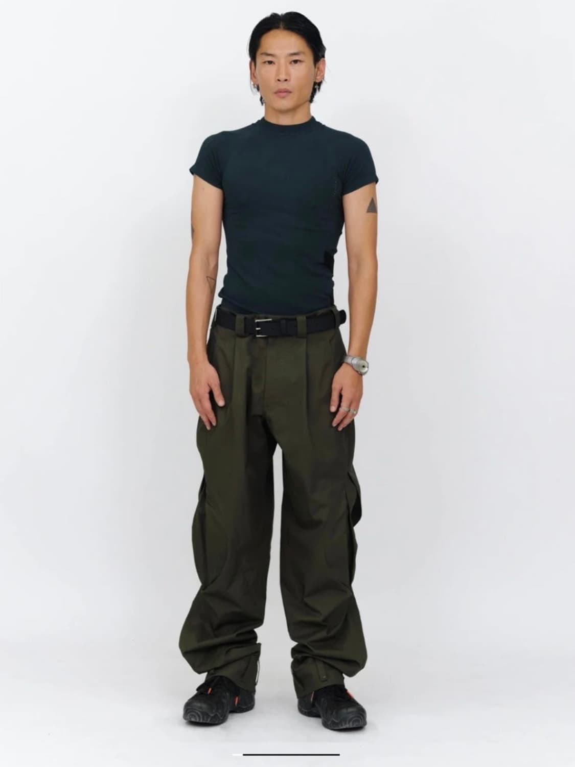 HYEINSEO Cargo pants black 상품이미지3