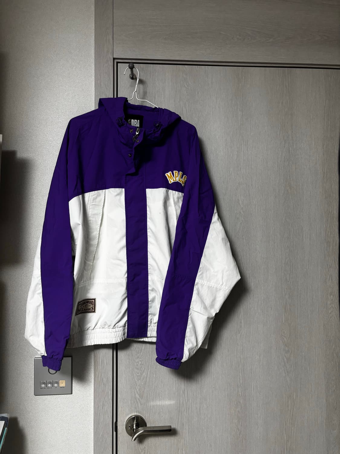 NBA 로스엔젤레스 레이커스 빅로고 유니폼 자켓 XL 상품이미지1