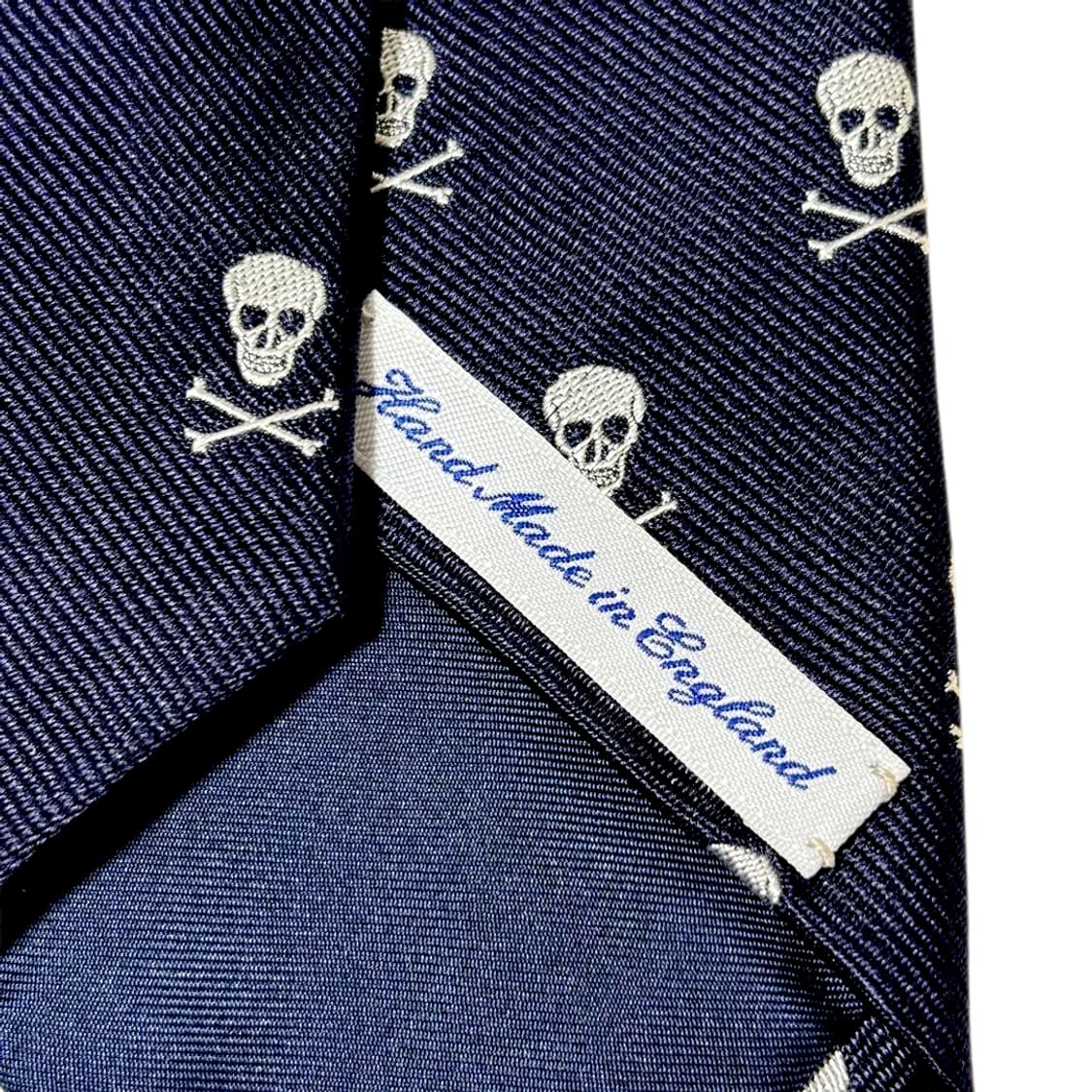 드레익스 바니즈뉴욕 콜라보 스컬패턴 실크 넥타이 상품이미지7