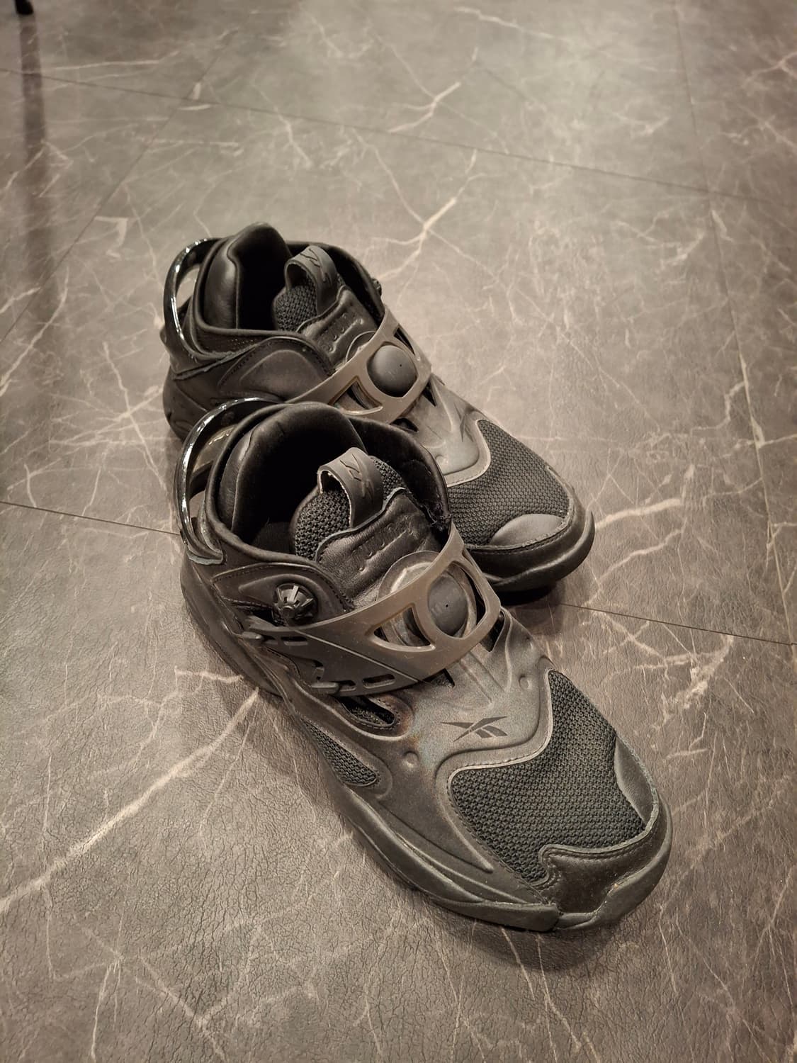 (마지막특가) 쥰지 리복 콜라보 스니커즈 블랙 240 상품이미지2