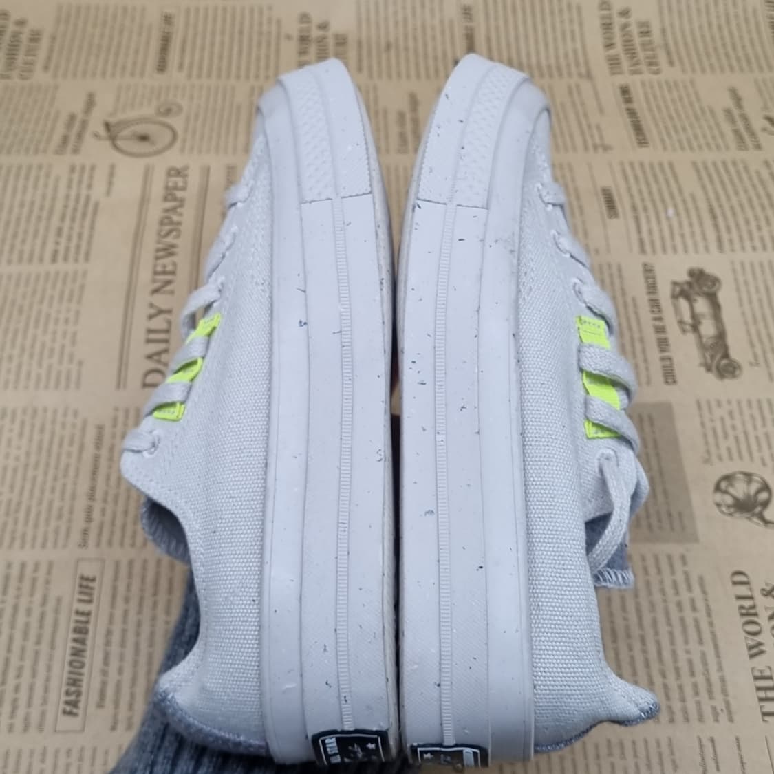 컨버스 척70 리뉴 페일퍼티 스니커즈240 상품이미지5