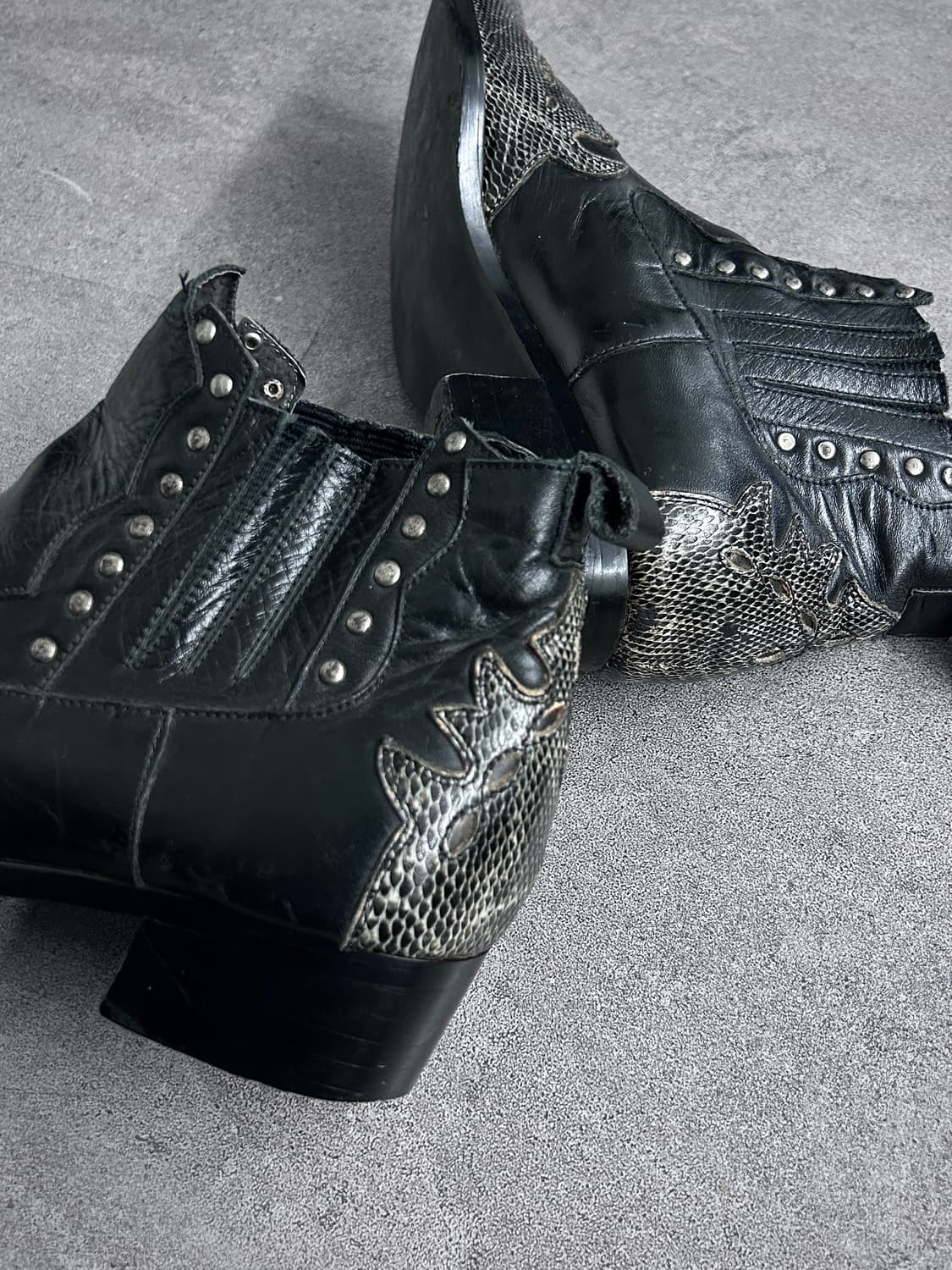 00‘s jpn 스네이크 스킨 판넬  스터드 부츠 상품이미지6
