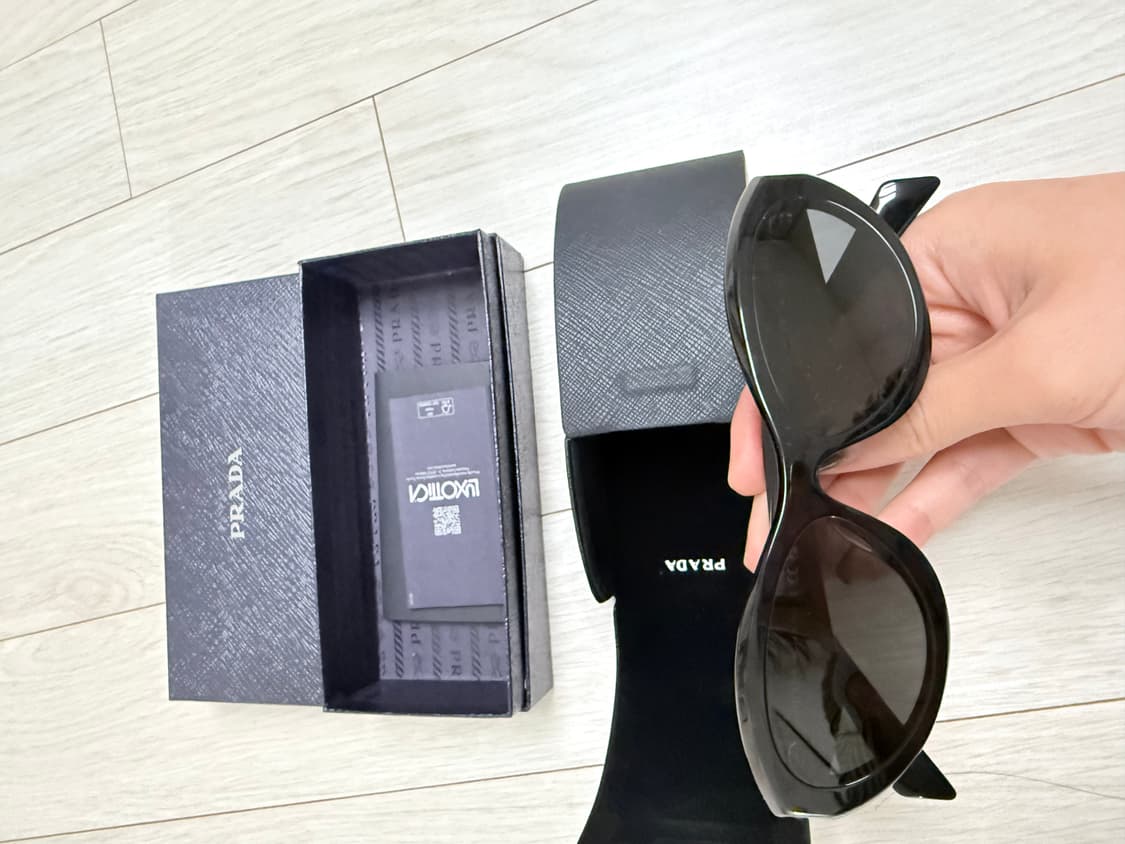 프라다 블랙 심볼 선글라스 상품이미지2