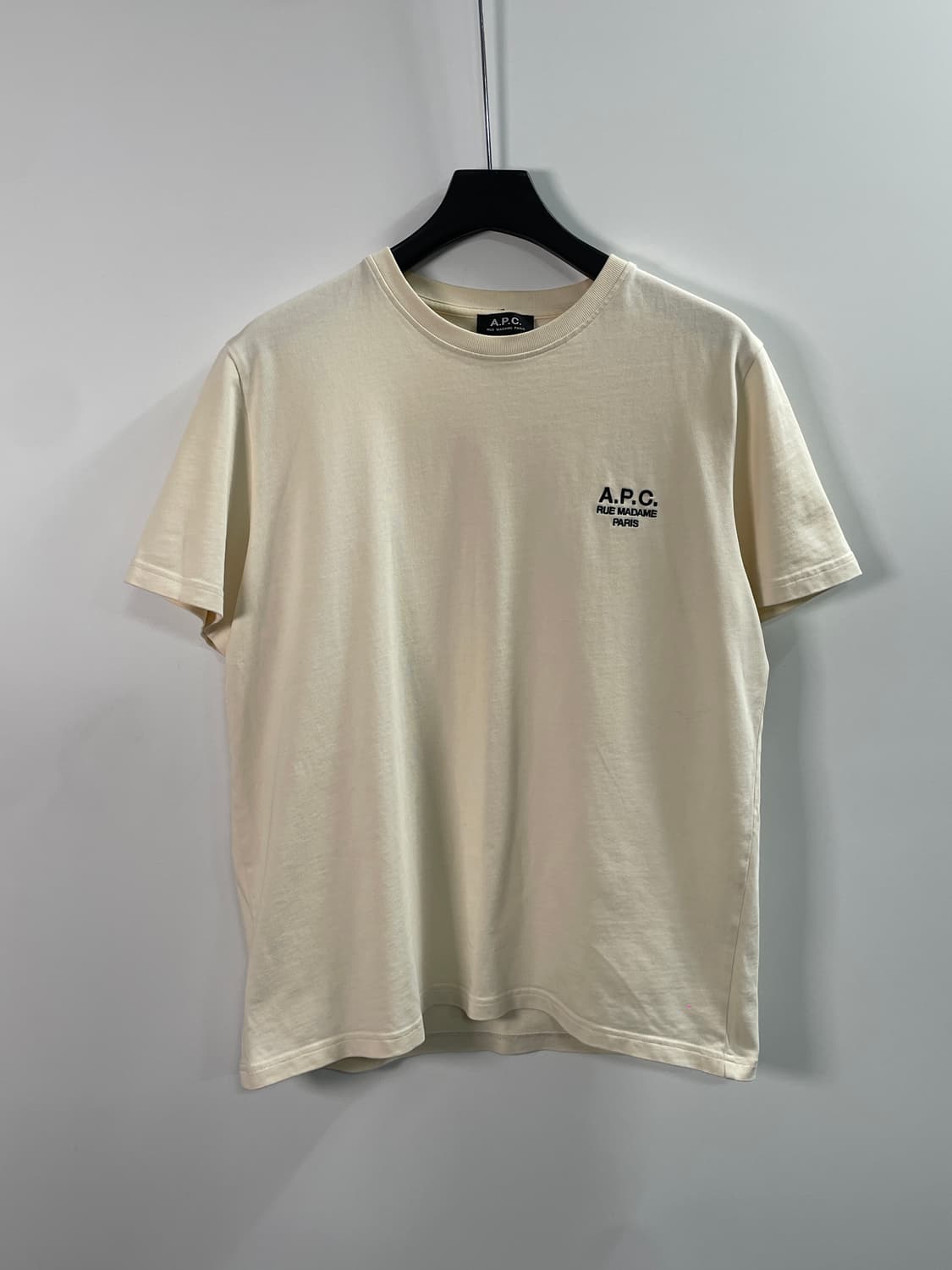 아페쎄 르마담 스몰로고 반팔티 (on.363) 상품이미지1