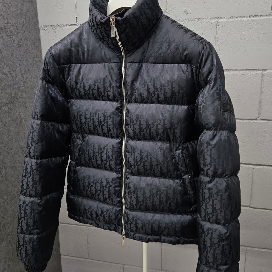 디올 오블리크 패딩 오버핏42 상품이미지1