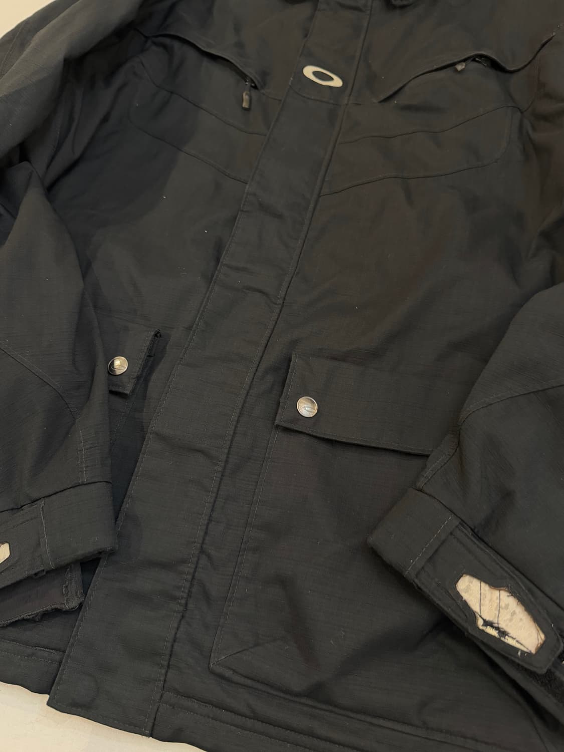 00s 오클리 아카이브 고프코어 바람막이 블랙 상품이미지2