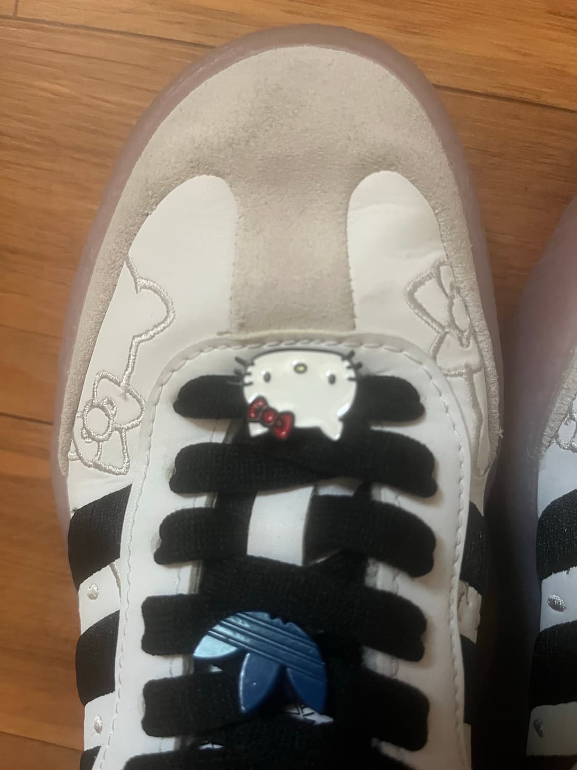 아디다스 키티 삼바230 상품이미지5
