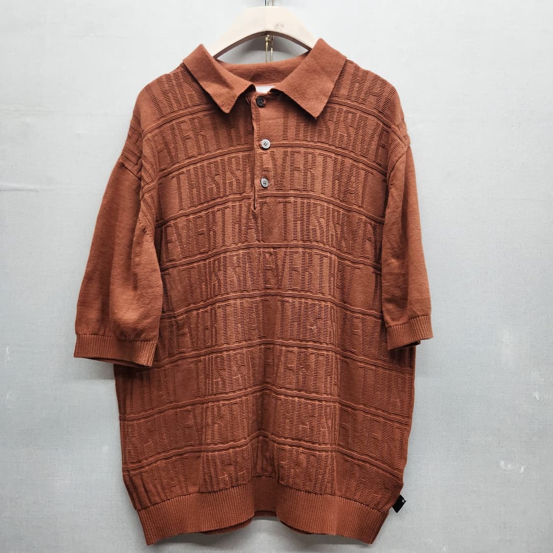 디스이즈네버댓 자카드 니트 반팔카라 S(L) 남여공용 상품이미지1