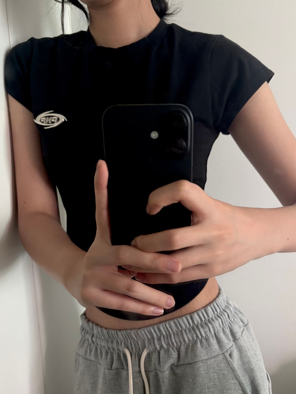 플리즈노팔로우 엠블럼 반팔티 상품이미지1