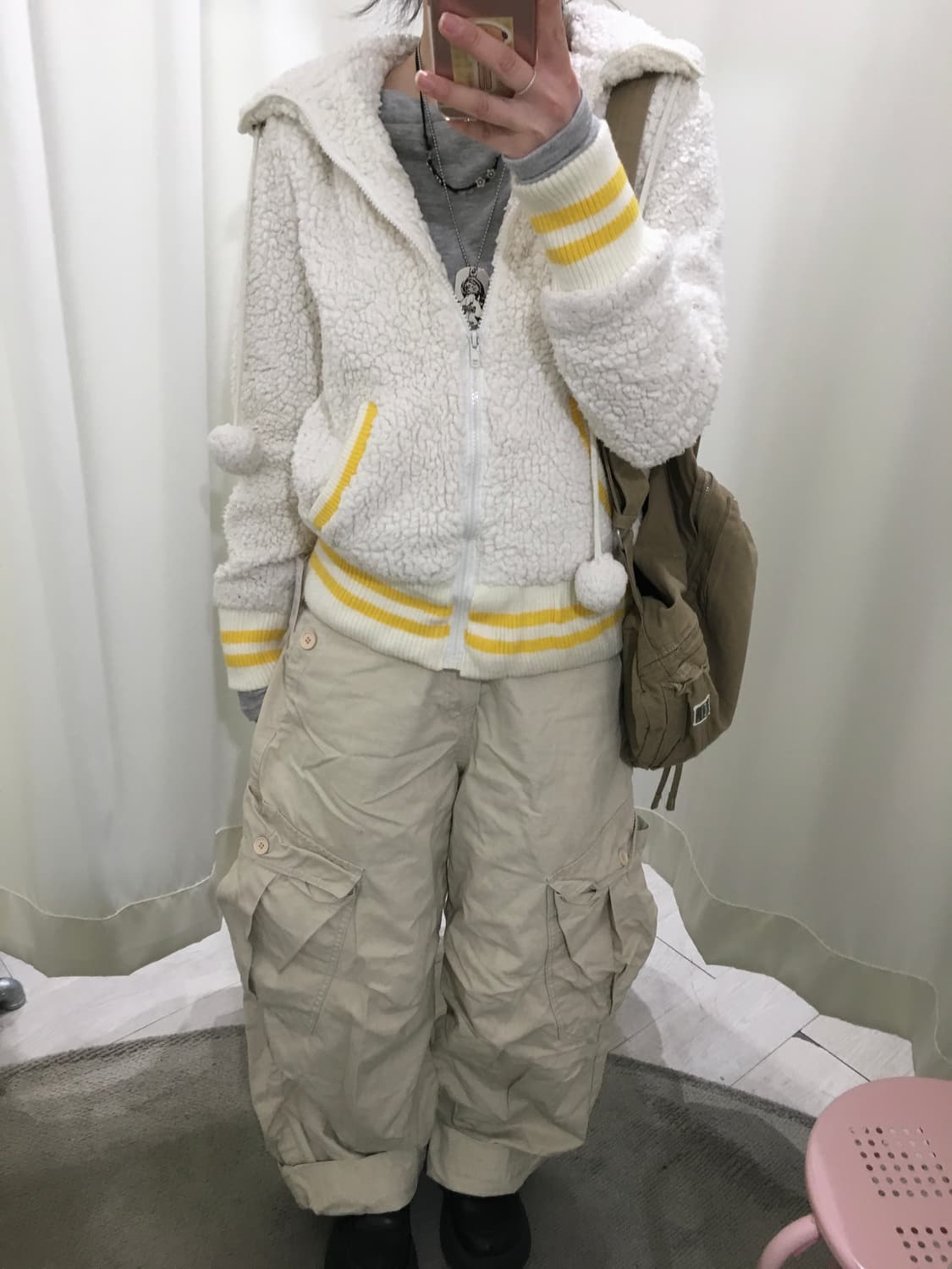 Fluffy Pom Hoodie 상품이미지6