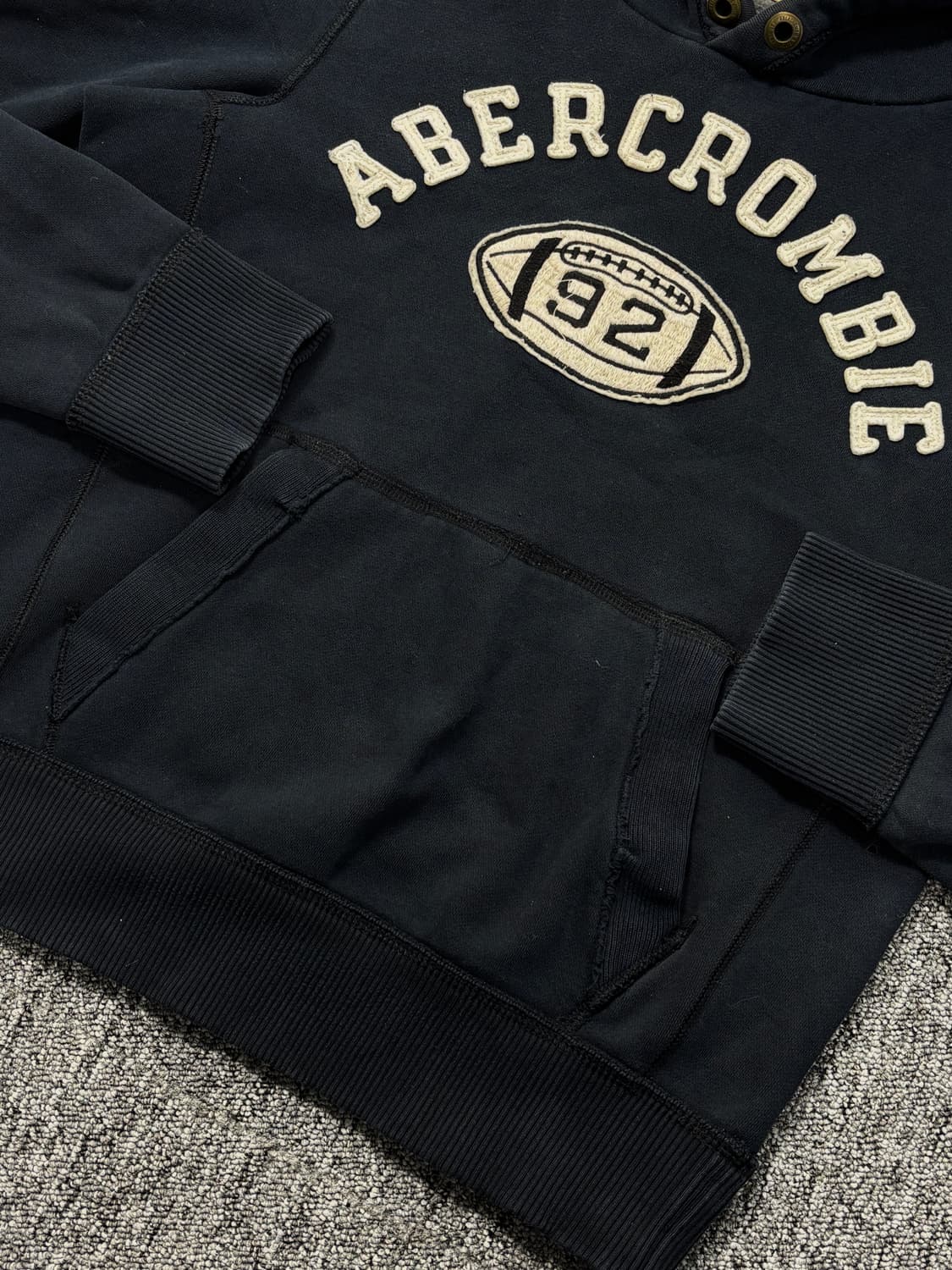 아베크롬비 Y2K 빅로고 후드 티셔츠 상품이미지4