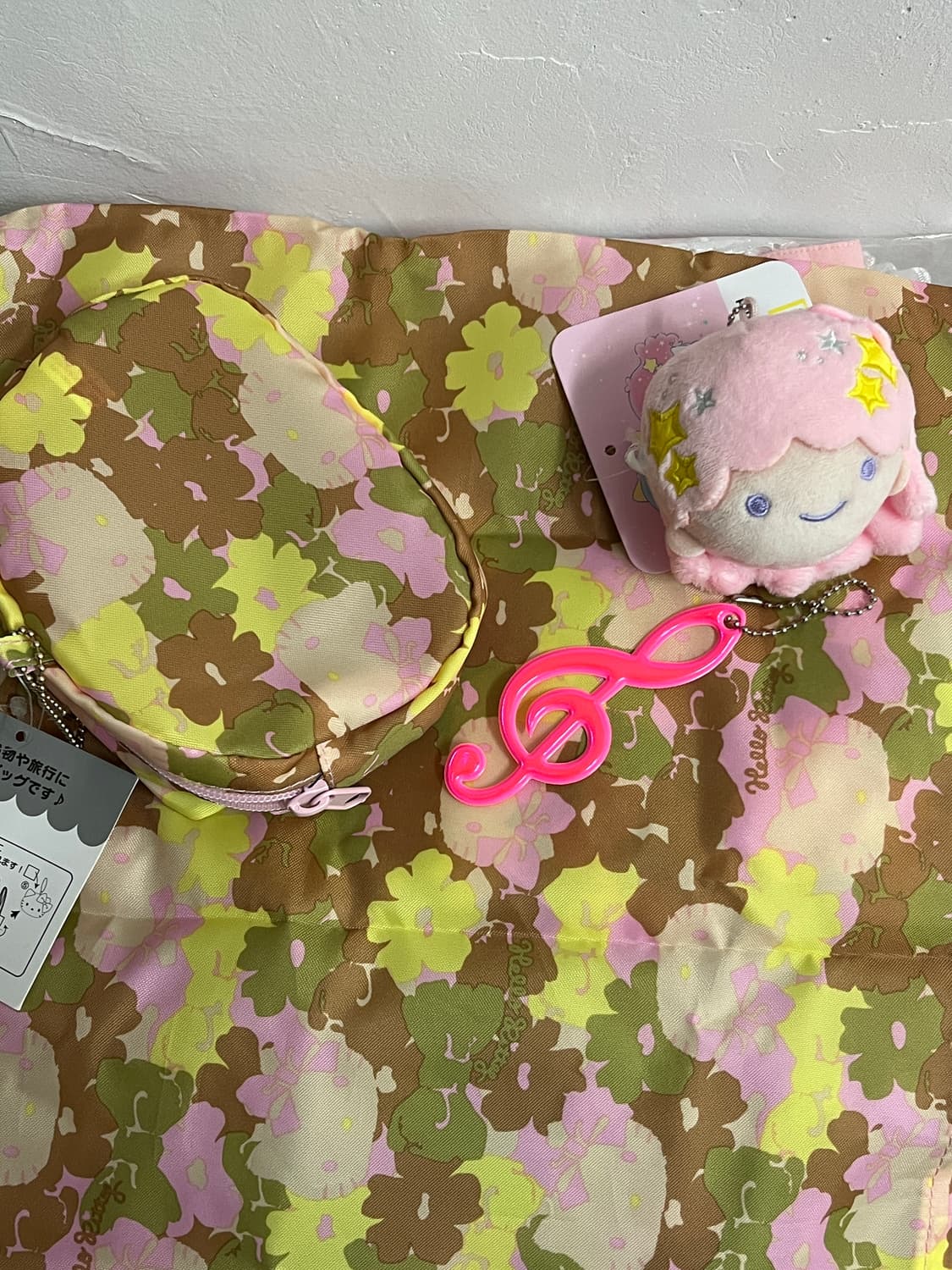 2016 키티 얼굴이 숨겨진 접이식 카모 토트백 상품이미지3