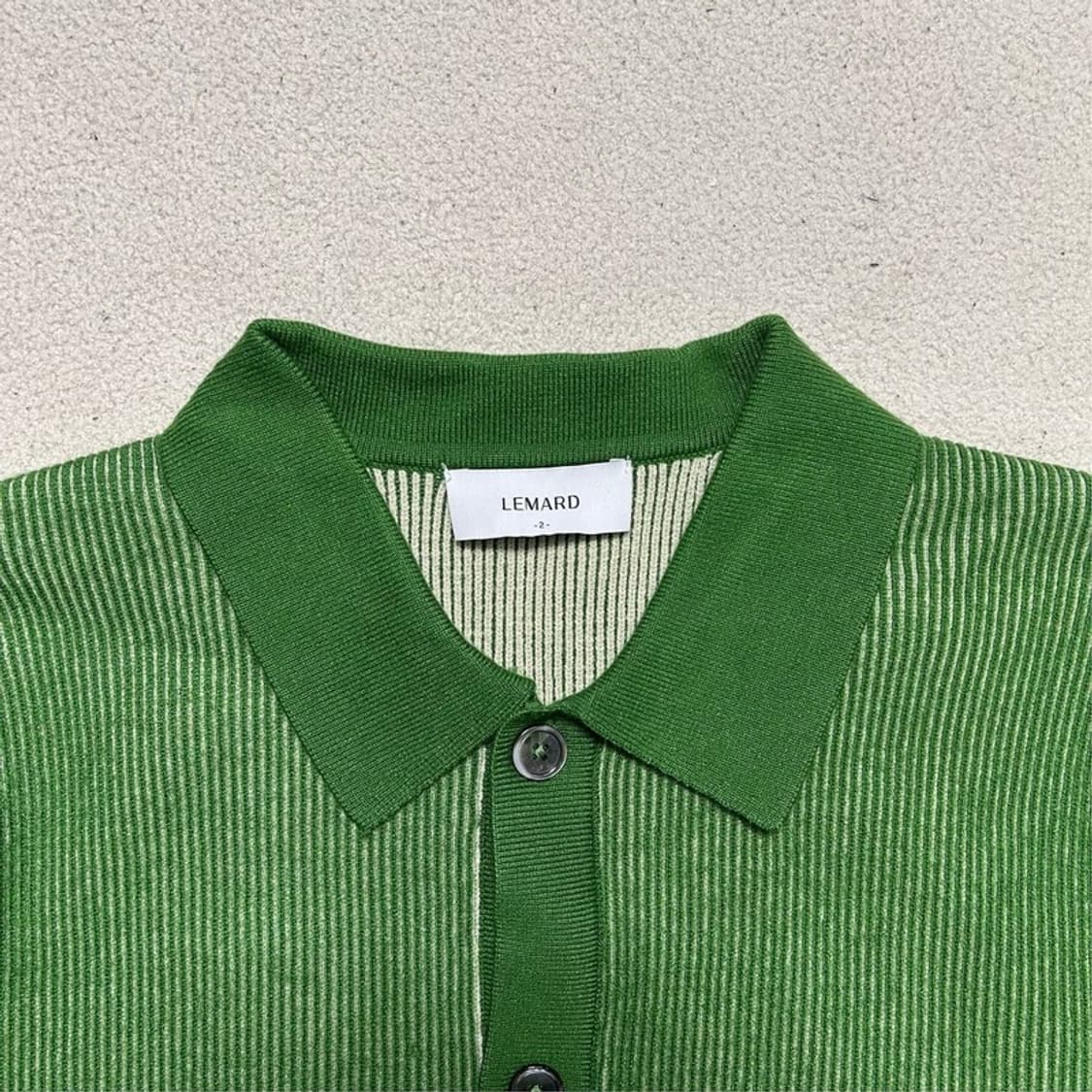 르마드 투톤 카라 니트 가디건 라임 2 상품이미지3