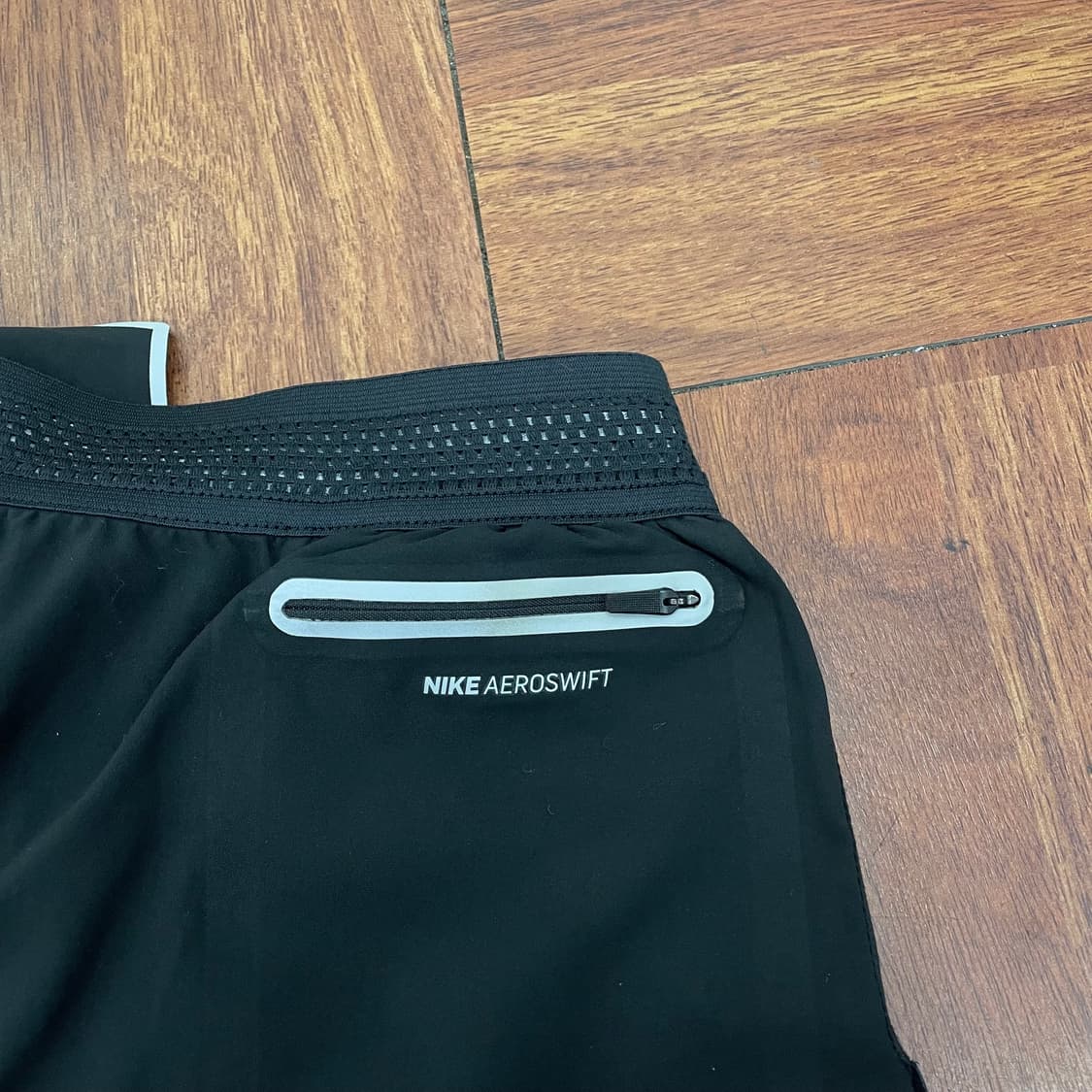 나이키 에어로스위프트 쇼츠 상품이미지3