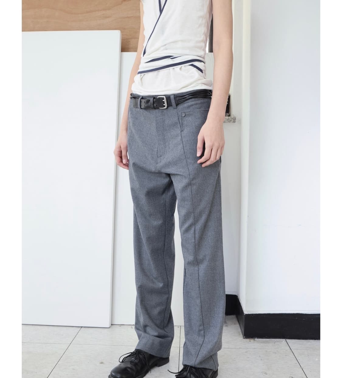 ulika Sanctus DOUBLE POCKET WOOL TROUSER 상품이미지1