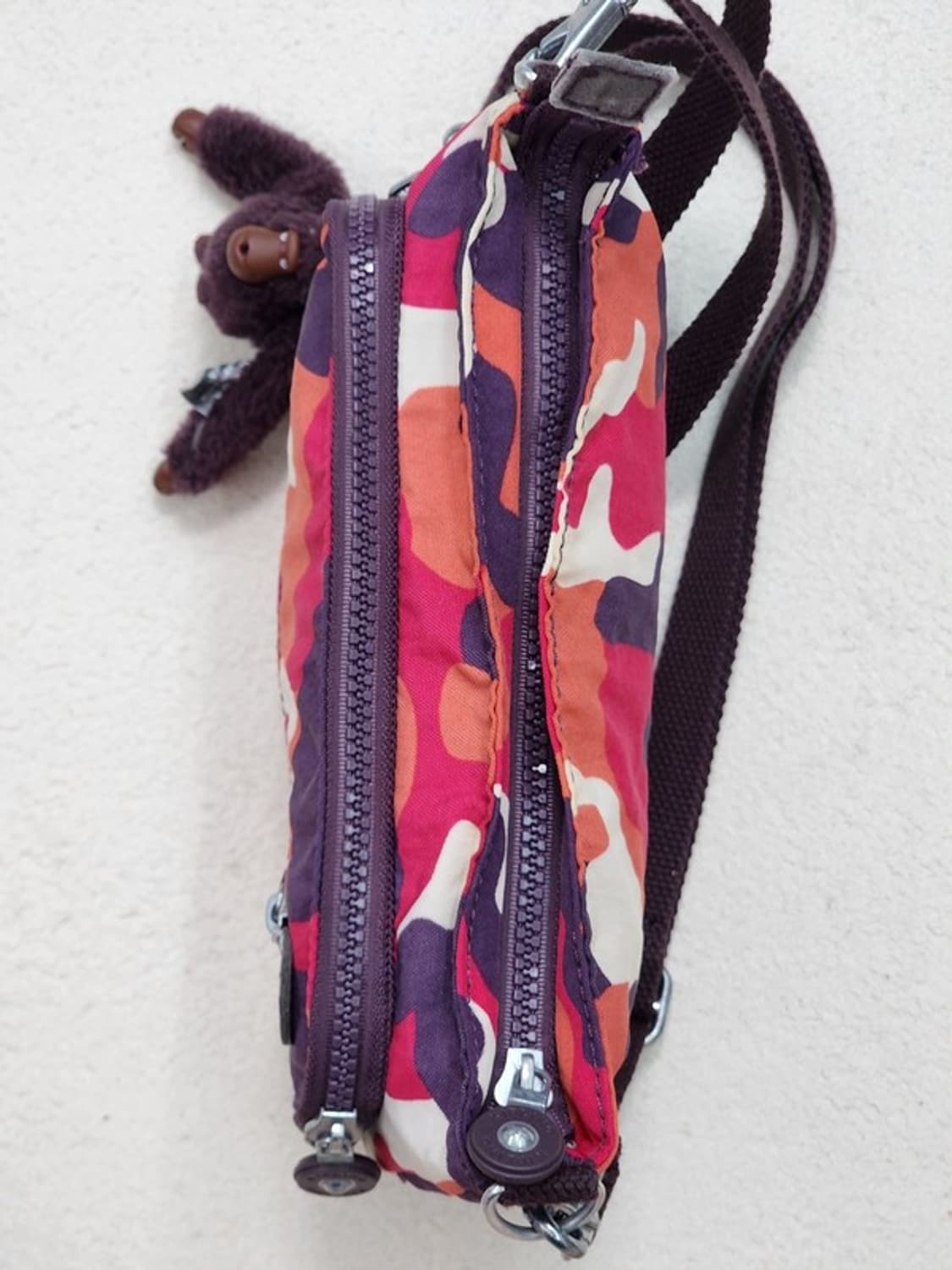KIPLING 미니 카모플라쥬 크로스백 상품이미지4