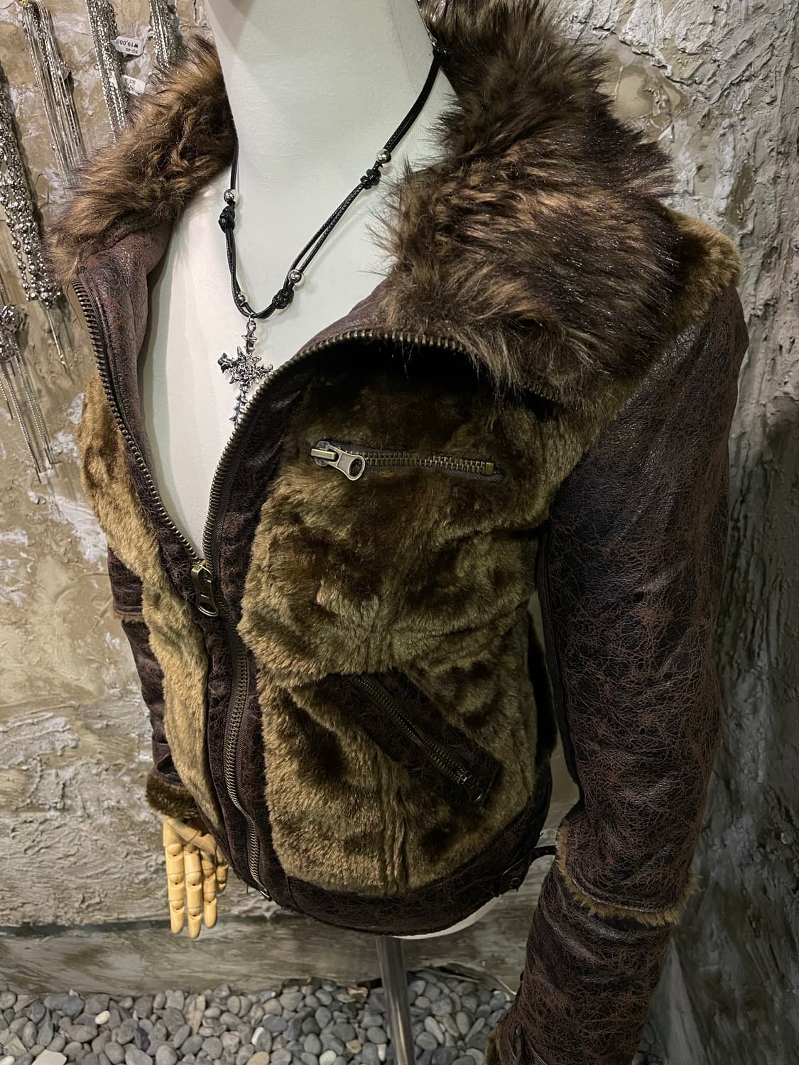 Brown fur mustang 상품이미지3