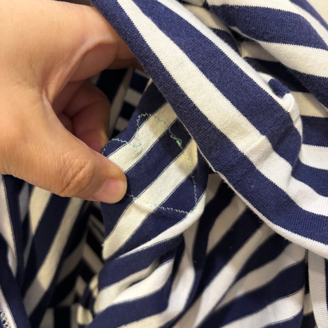 꼼데가르송 플레이 스트라이프 긴팔 티셔츠 상품이미지5