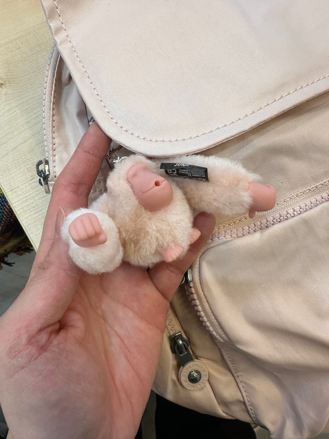 키플링 시티집 스몰 핑크 샤인 백팩 베이비 핑크 상품이미지3