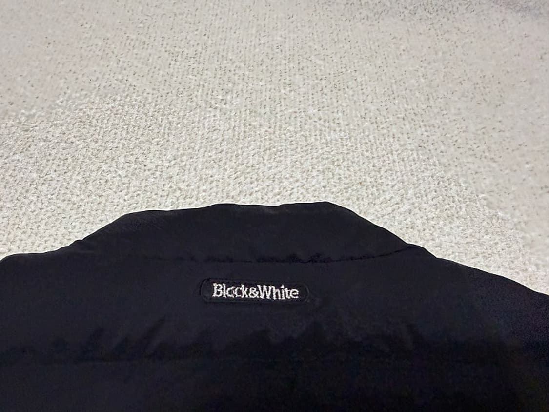 블랙앤화이트 구스다운 경량패딩 조끼 여성용 100호 77사이즈 상품이미지5