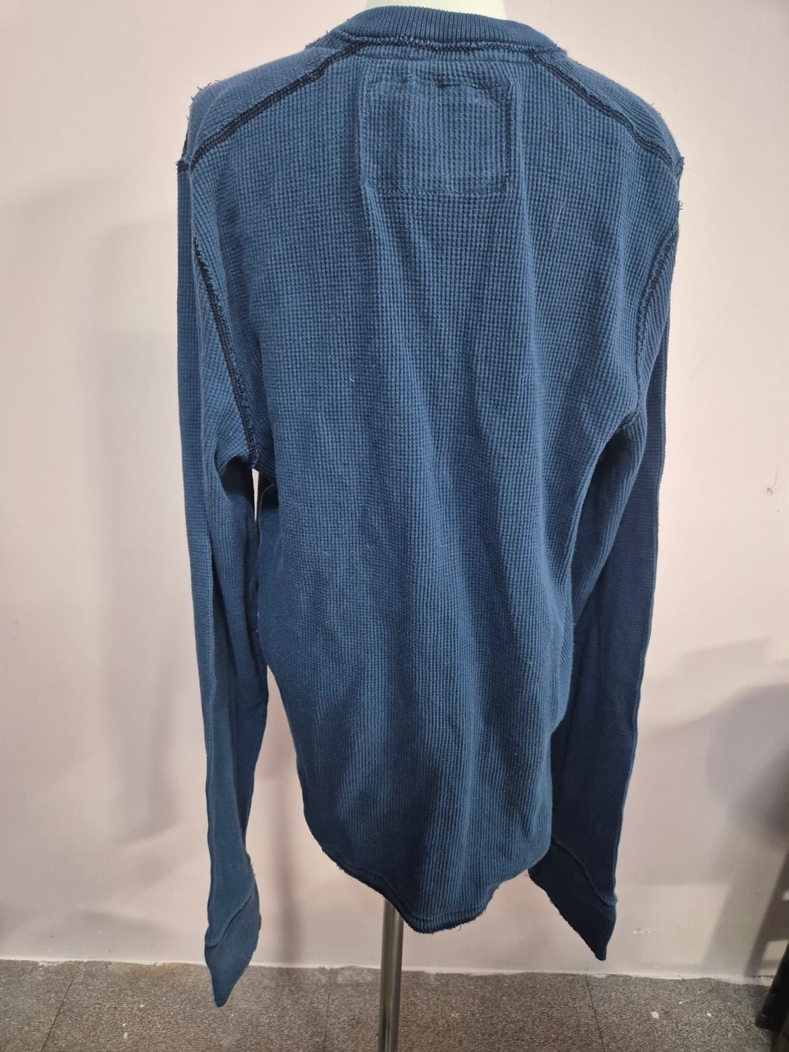 아베크롬비 긴팔 와플 티셔츠 네이비 상품이미지2