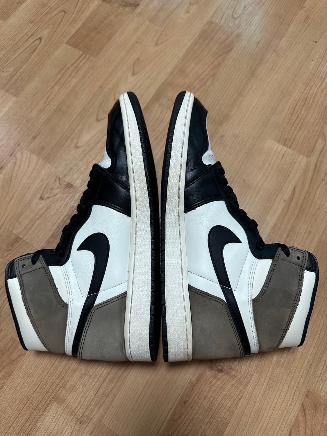 조던1 하이 다크모카 풀박스 상품이미지3