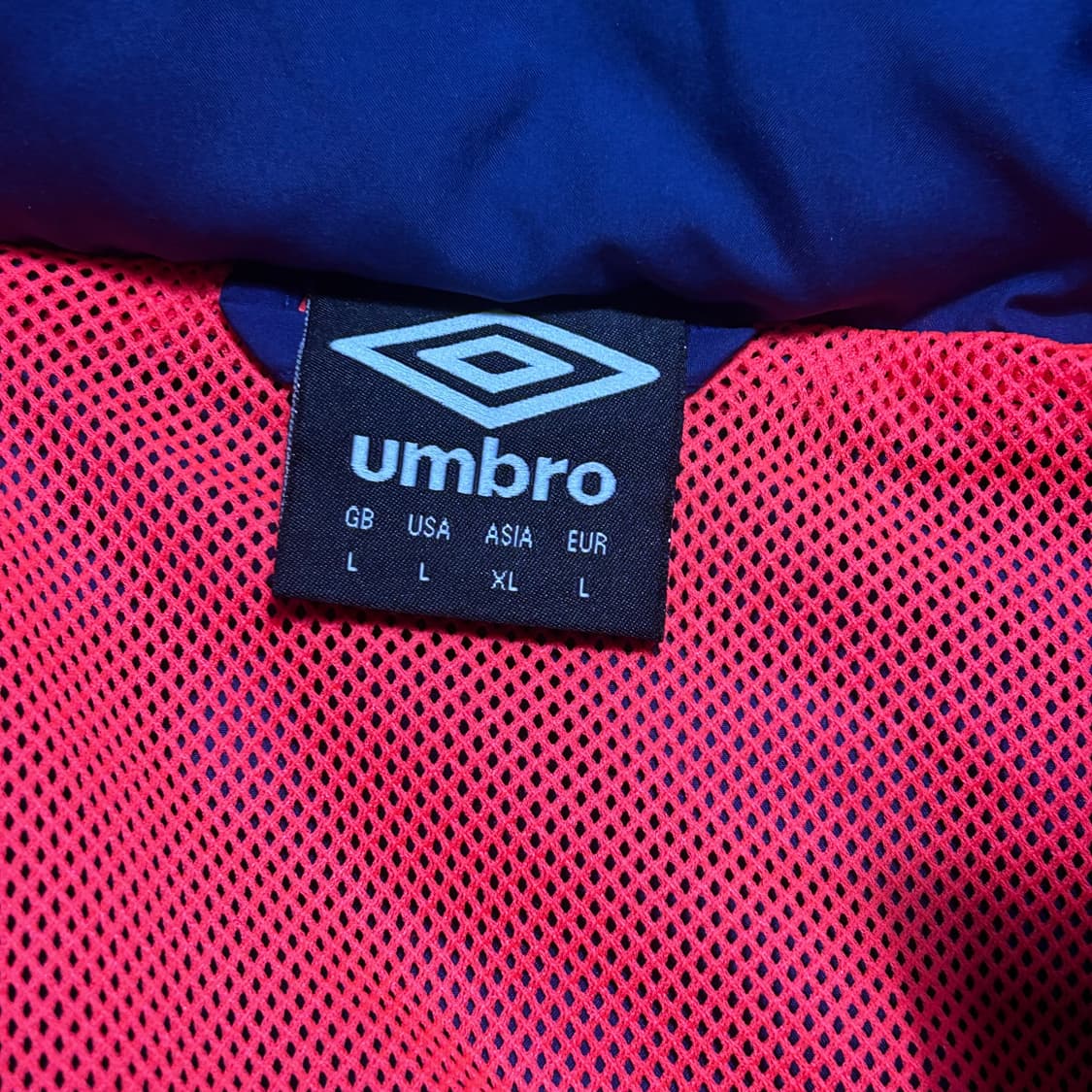 XL 엄브로 2015-16 PSV 내장후드 네이비 바람막이 상품이미지4