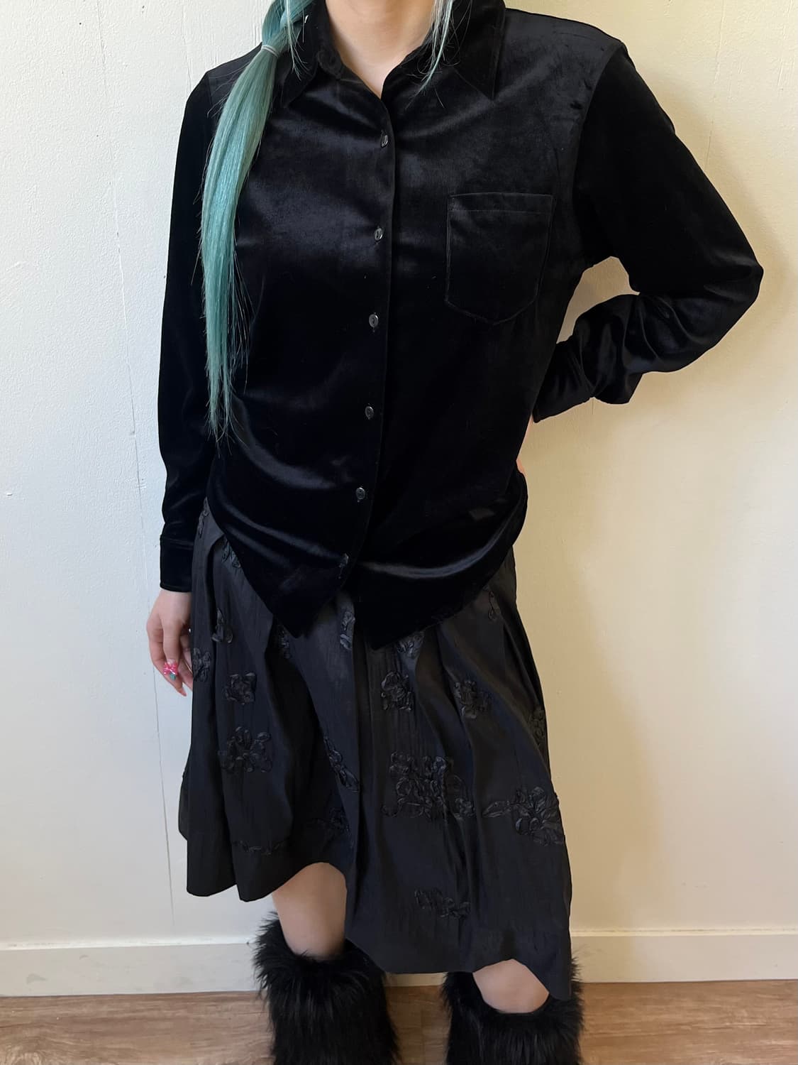 lovelivelife 블랙 벨벳 셔츠 상품이미지5