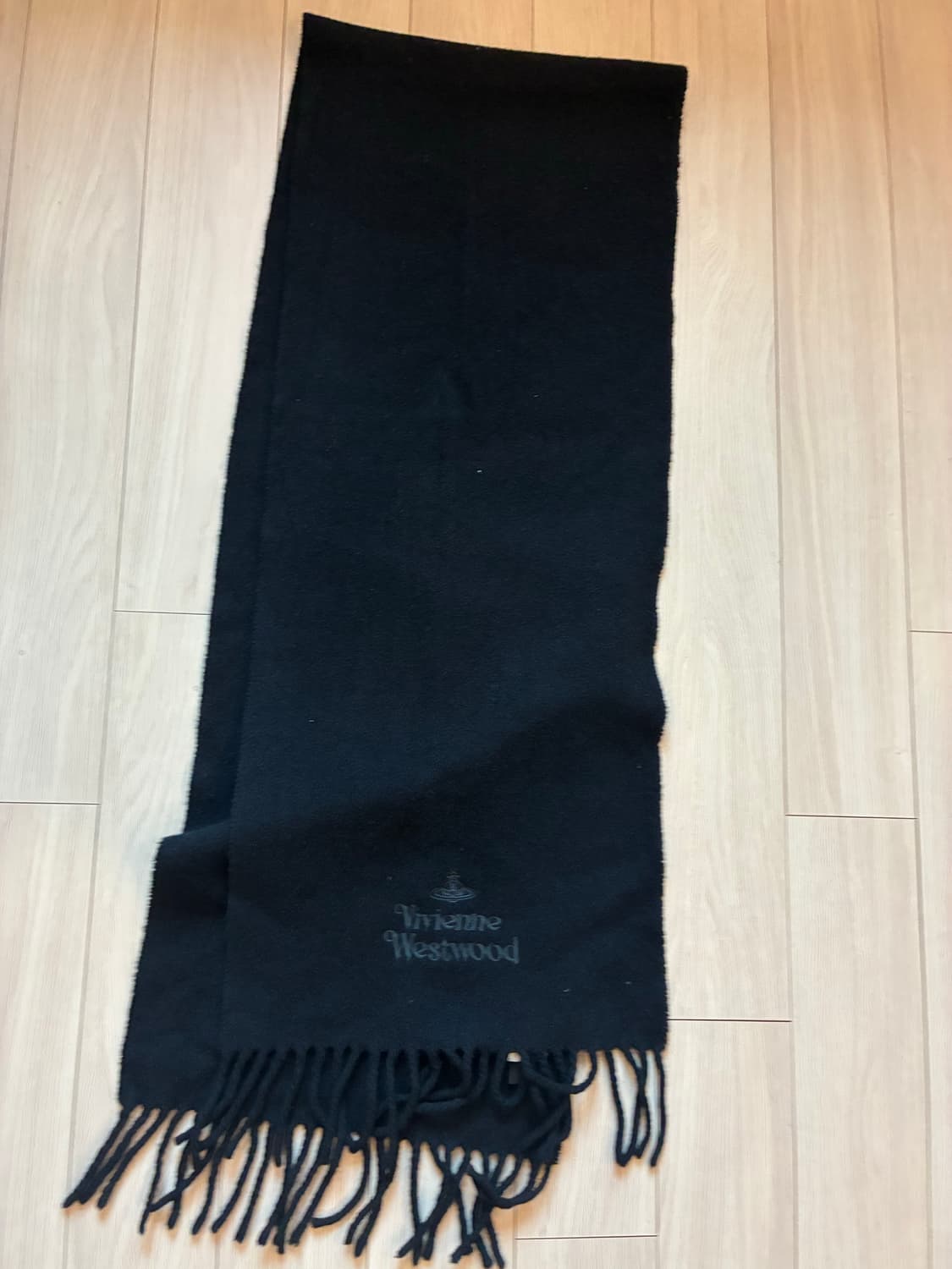 비비안 웨스트우드 울 머플러 상품이미지1