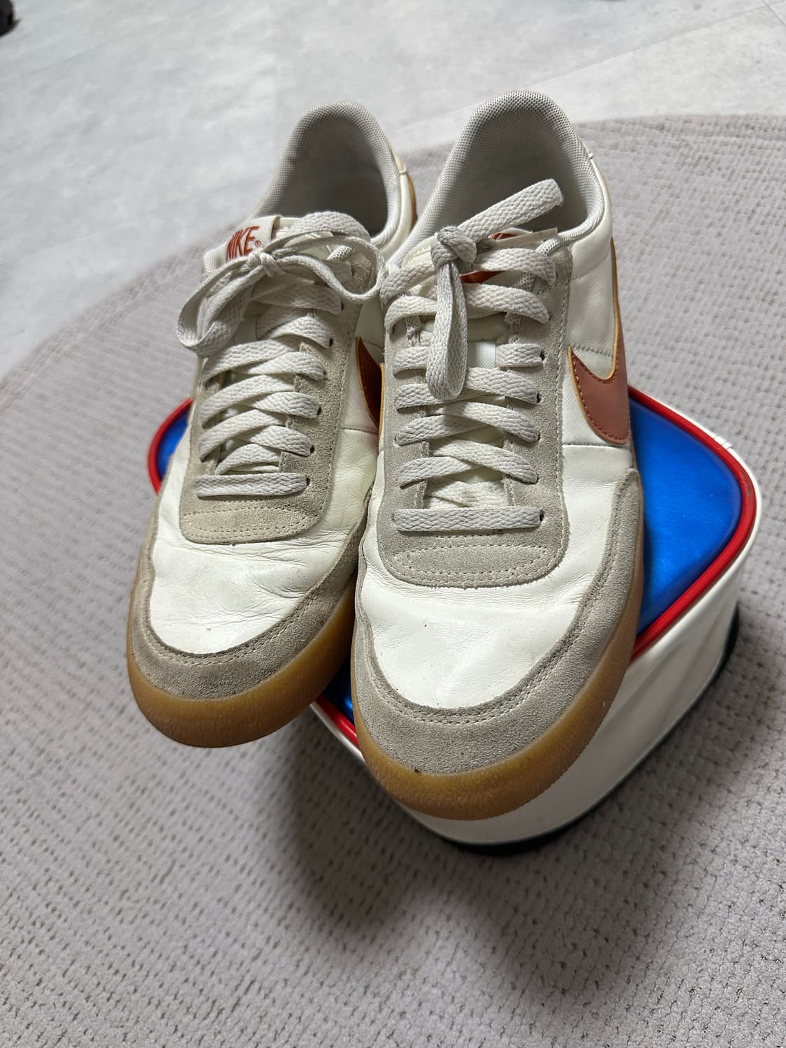 나이키 킬샷 270 상품이미지1