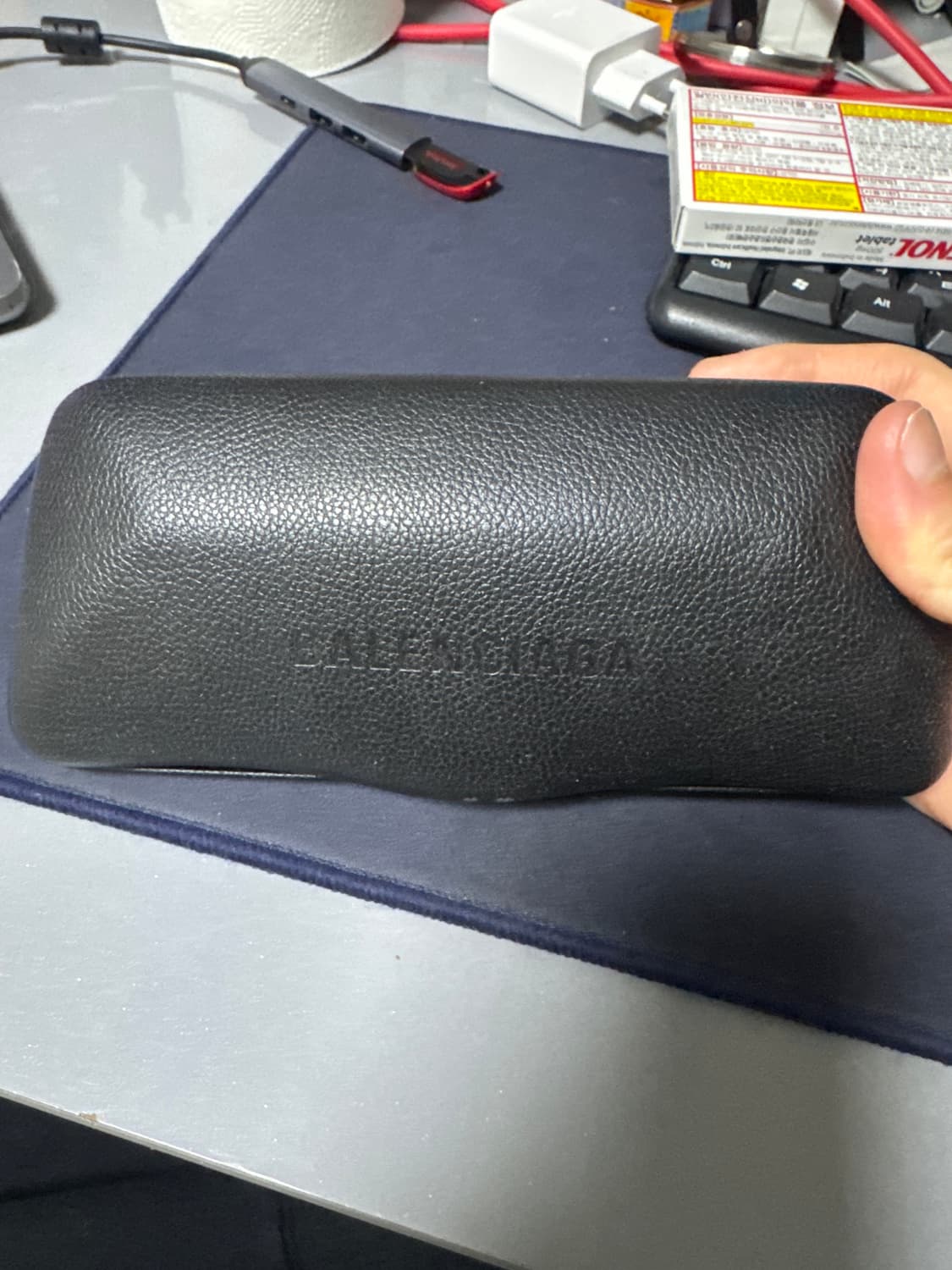 발렌시아가 캣아이 BB 로고 선글라스 상품이미지6