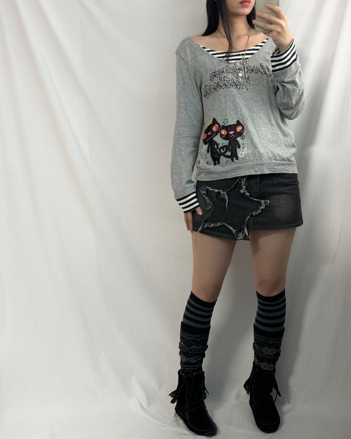 캣츠 패치 큐빅 레이어드 롱 슬리브 티 상품이미지4