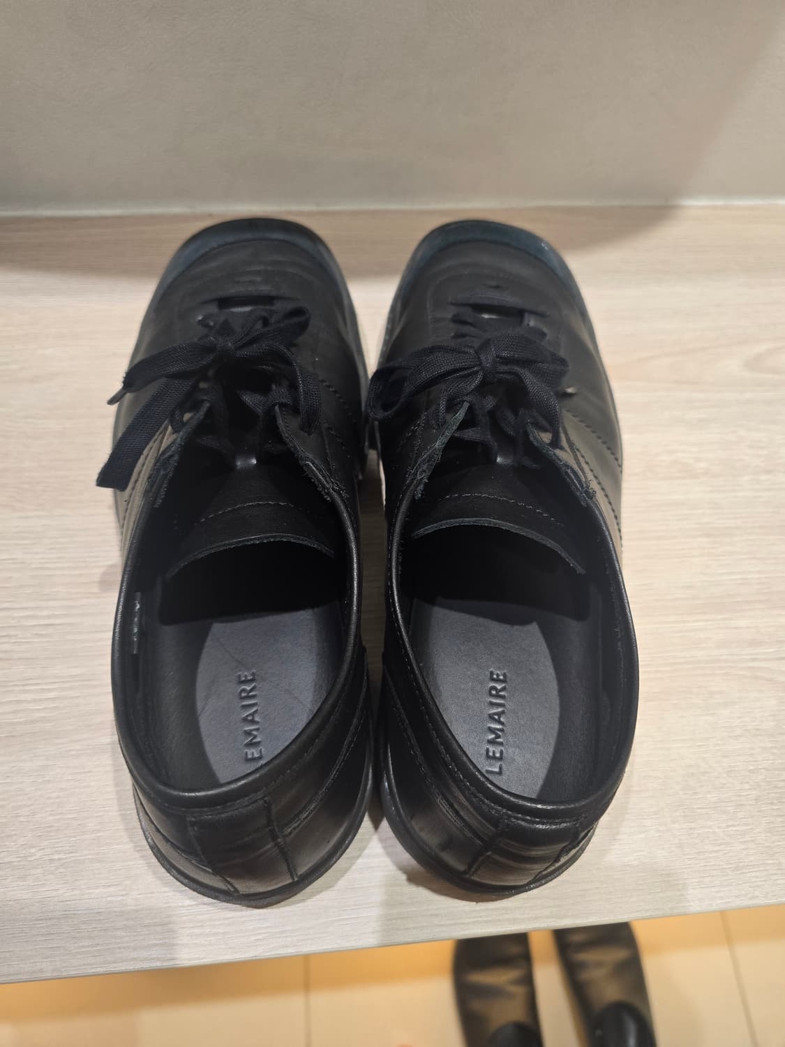 르메르 리놀륨 스니커즈 42 상품이미지3