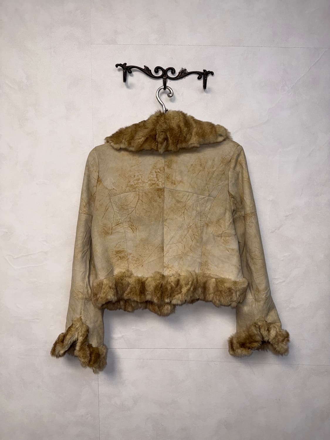 Ivory tie dye rabbit skin fur mustang 상품이미지3