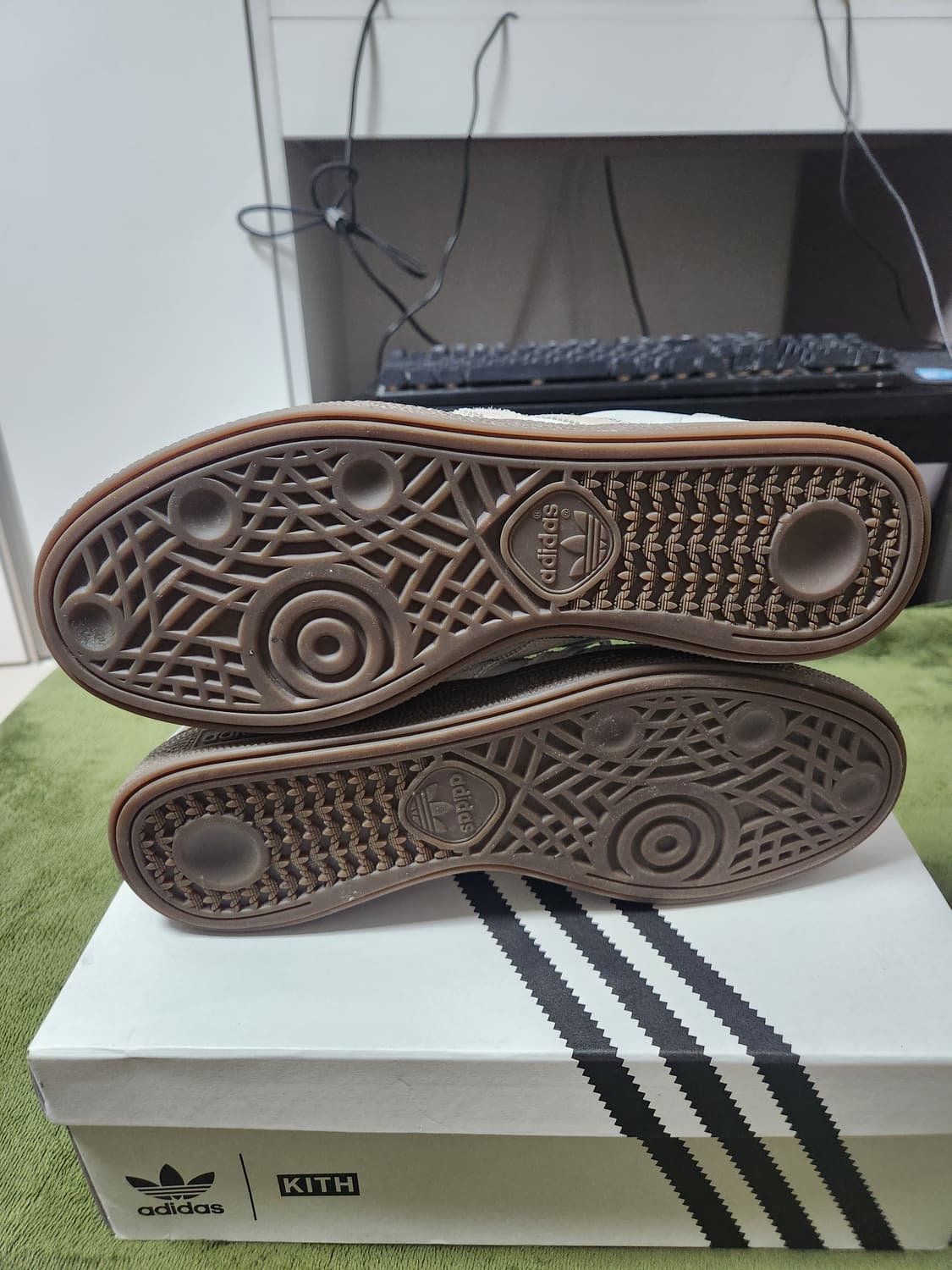 아디다스x키스 핸드볼 스페지알 아마존그린 275 상품이미지6