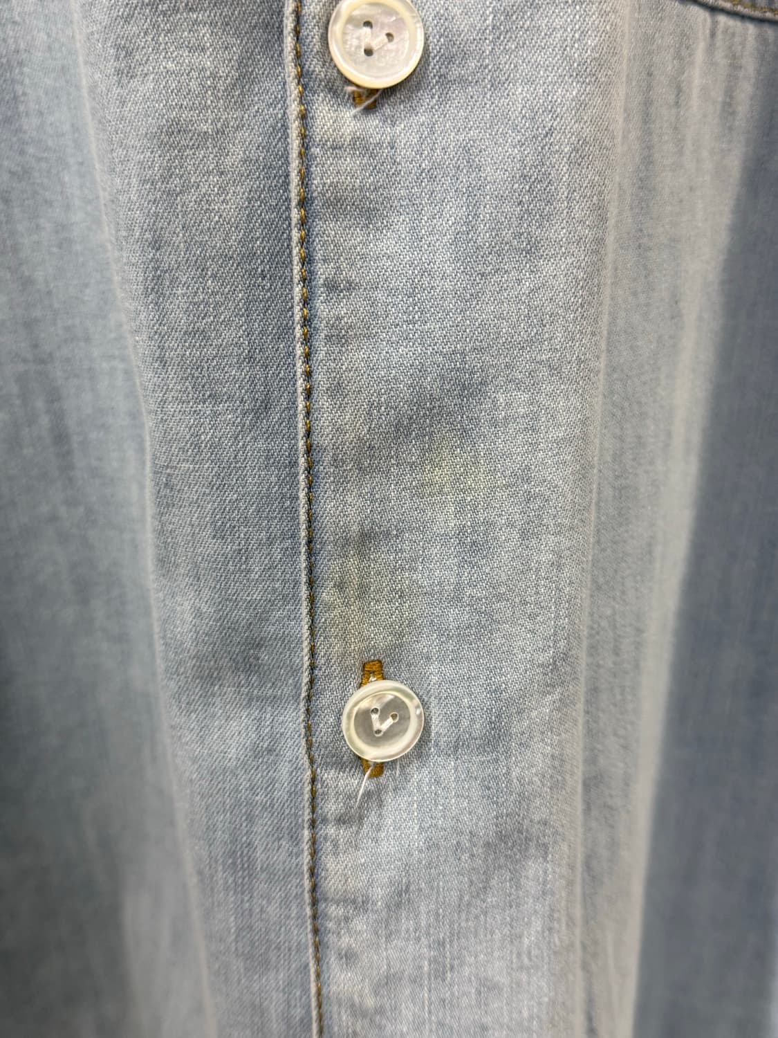 BOTTEGA VENETA —Light Denim Collar Shirt 상품이미지4