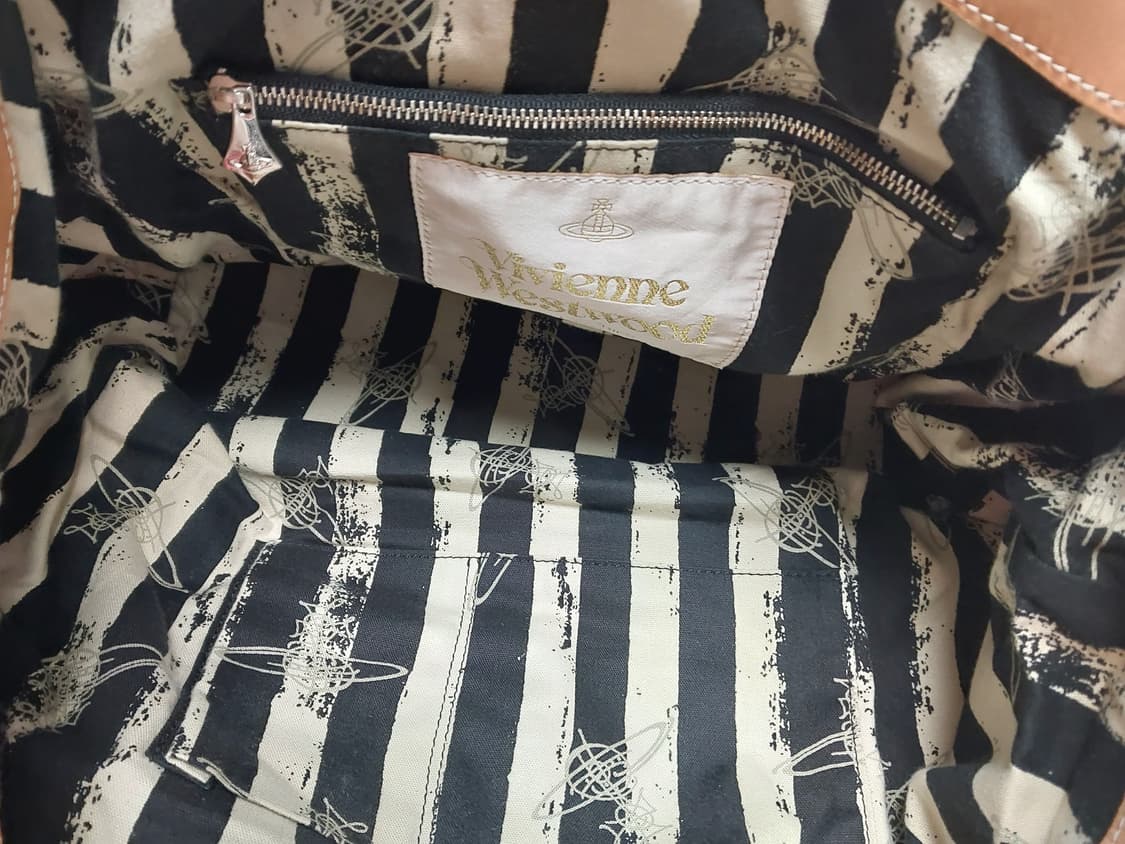 비비안웨스트우드 ORB 캔버스 레더 토트백 상품이미지7