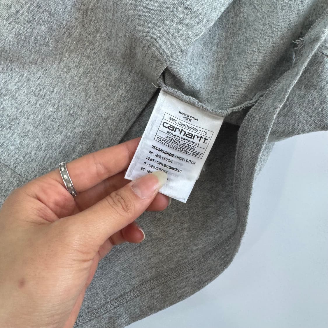 Carhartt 칼하트 성조기 로고 그레이 원포켓 반팔티  상품이미지7