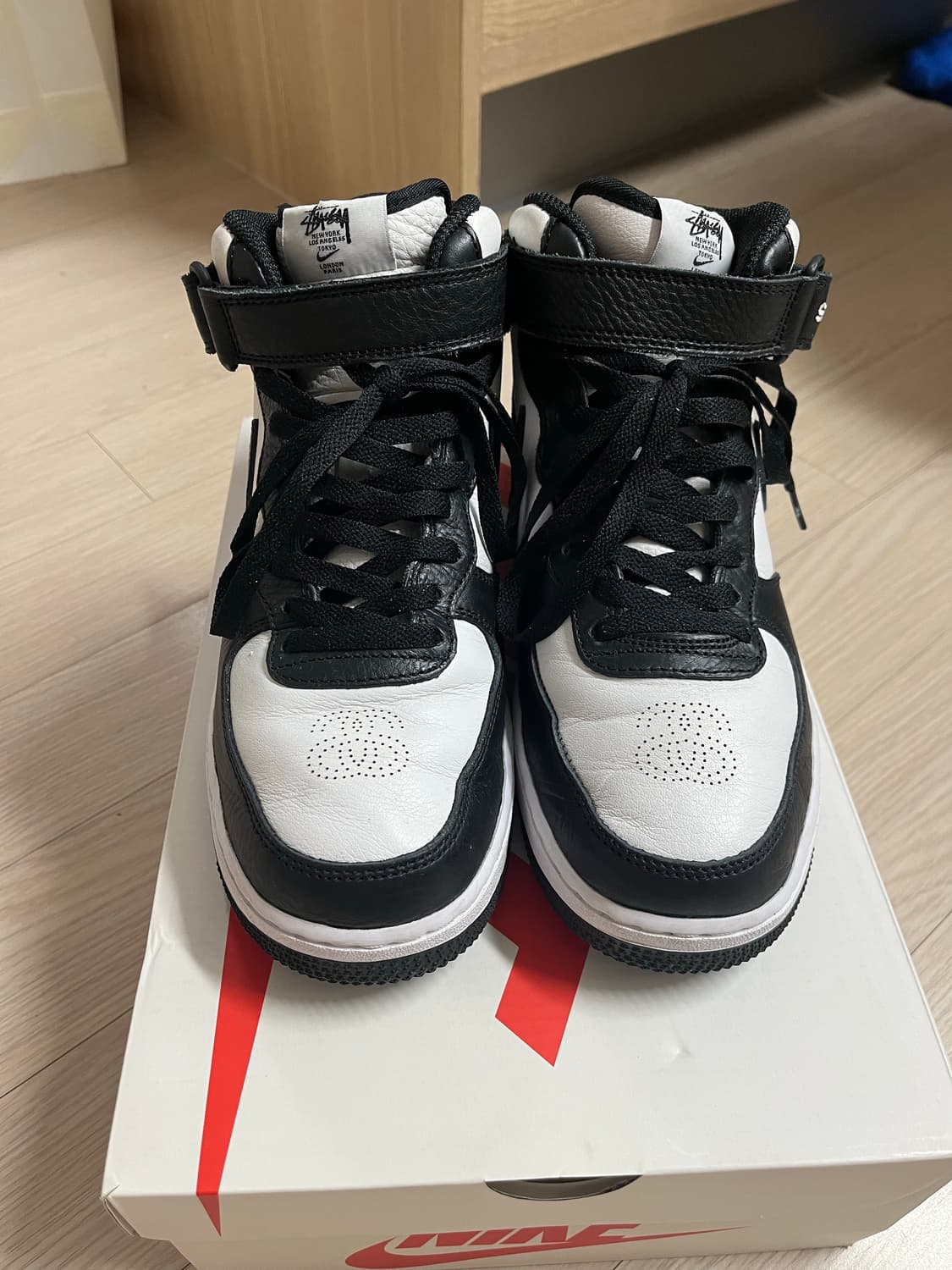 나이키 스투시 에어 포스 1 미드 SP 블랙 260mm 상품이미지2