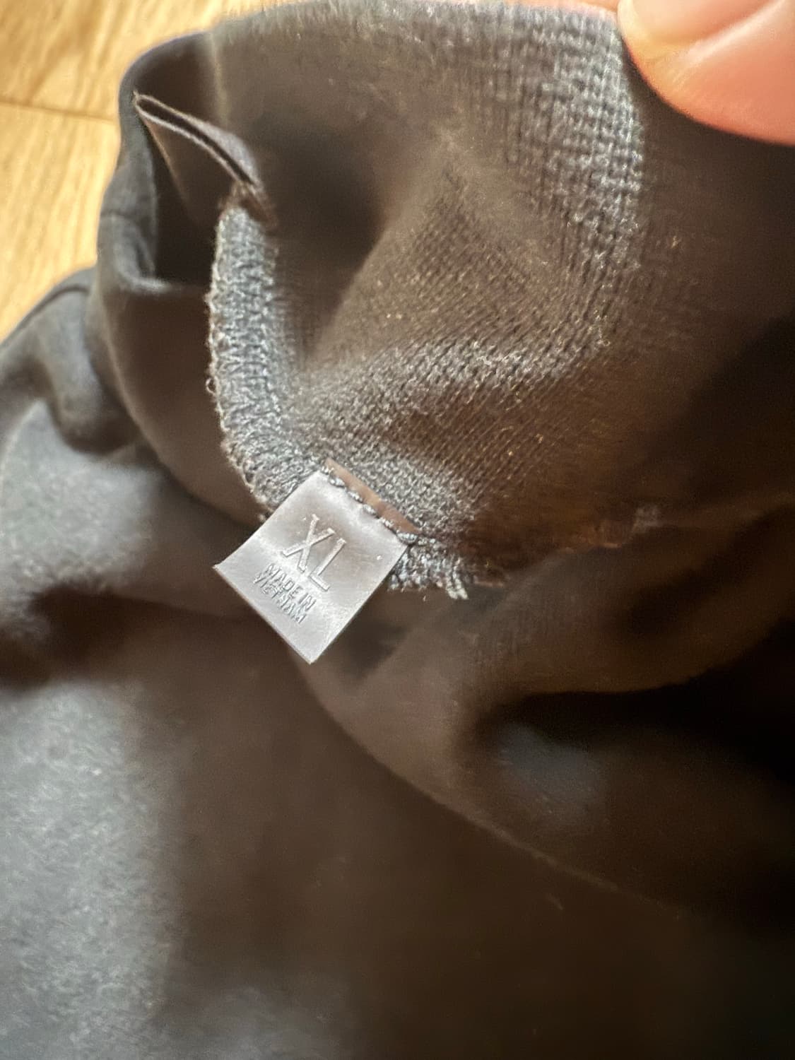 Fear of God 에센셜 블랙 스웻셔츠 XL 상품이미지2