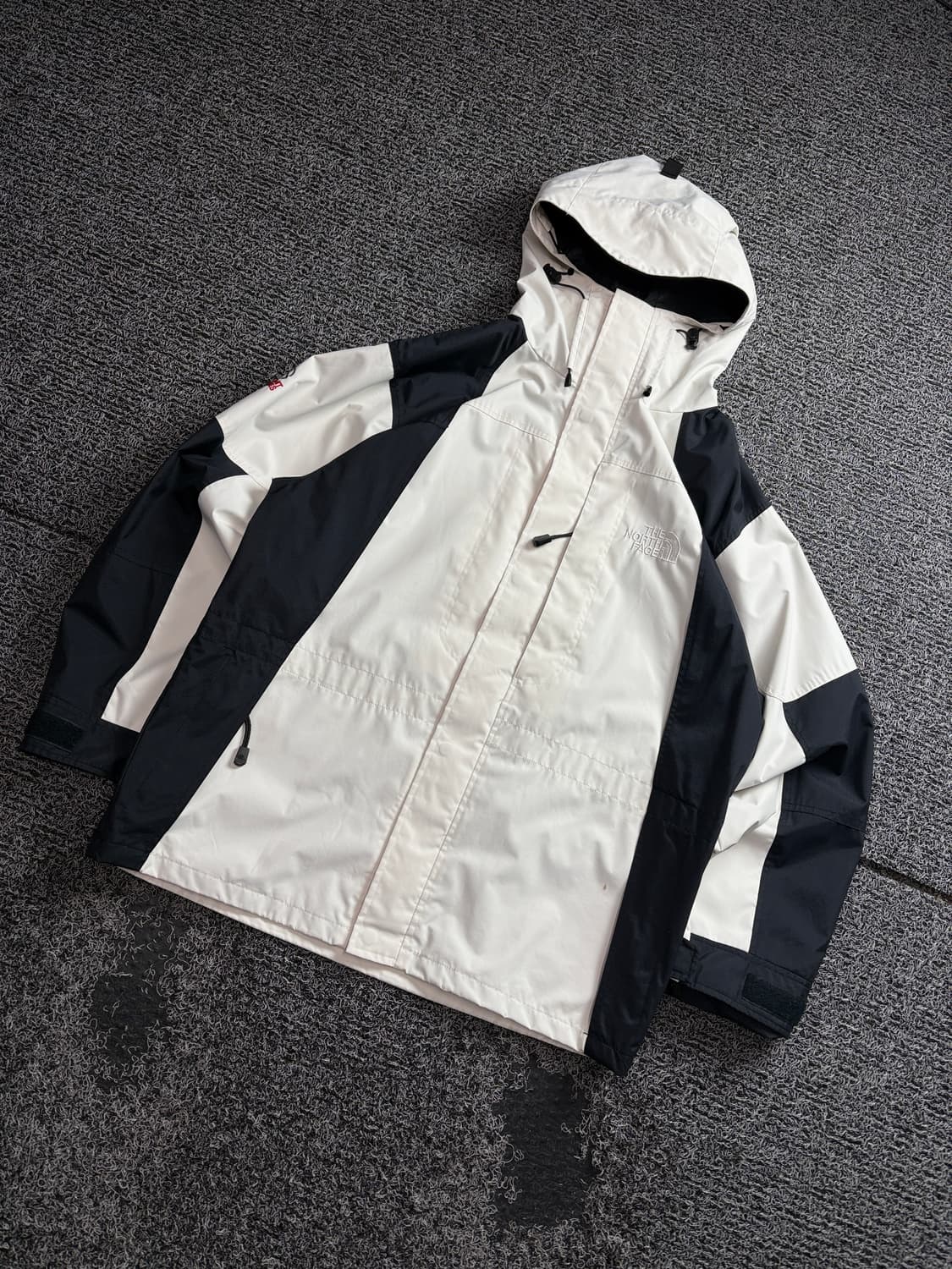 노스페이스 OG 고어텍스 서밋 시리즈 마운틴 자켓 3363 상품이미지1