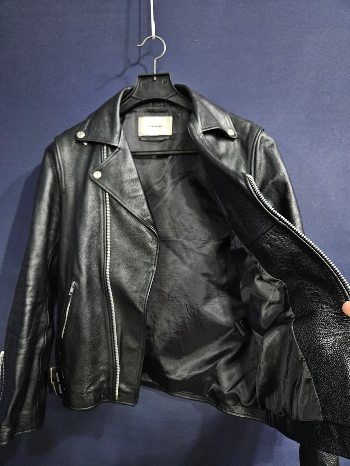 비바스튜디오 블랙 남성 슬림핏 95 가죽 라이더자켓  상품이미지8