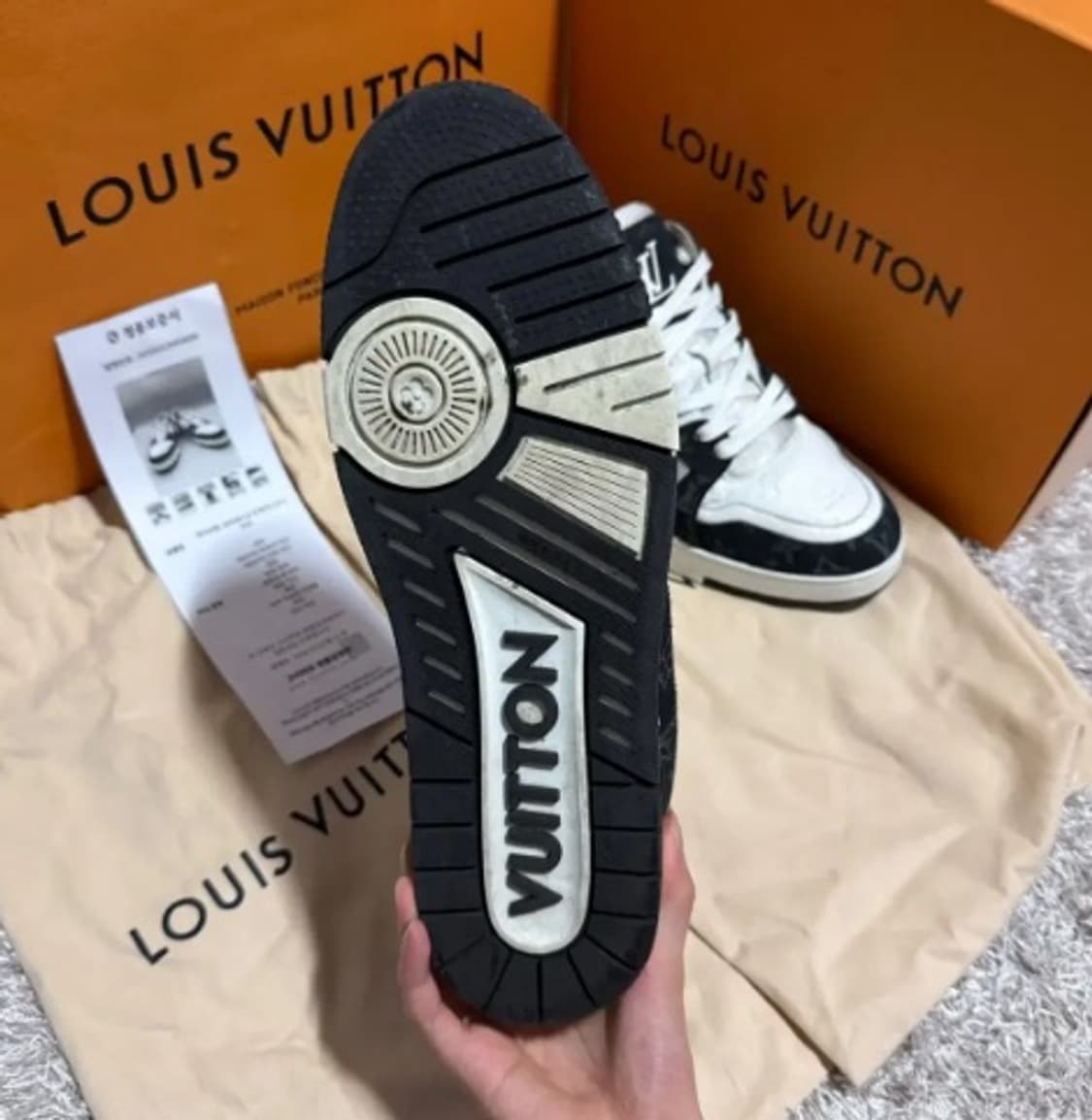 루이비통 LV 트레이너 데님 모노그램 스니커즈 285 풀구성 상품이미지3