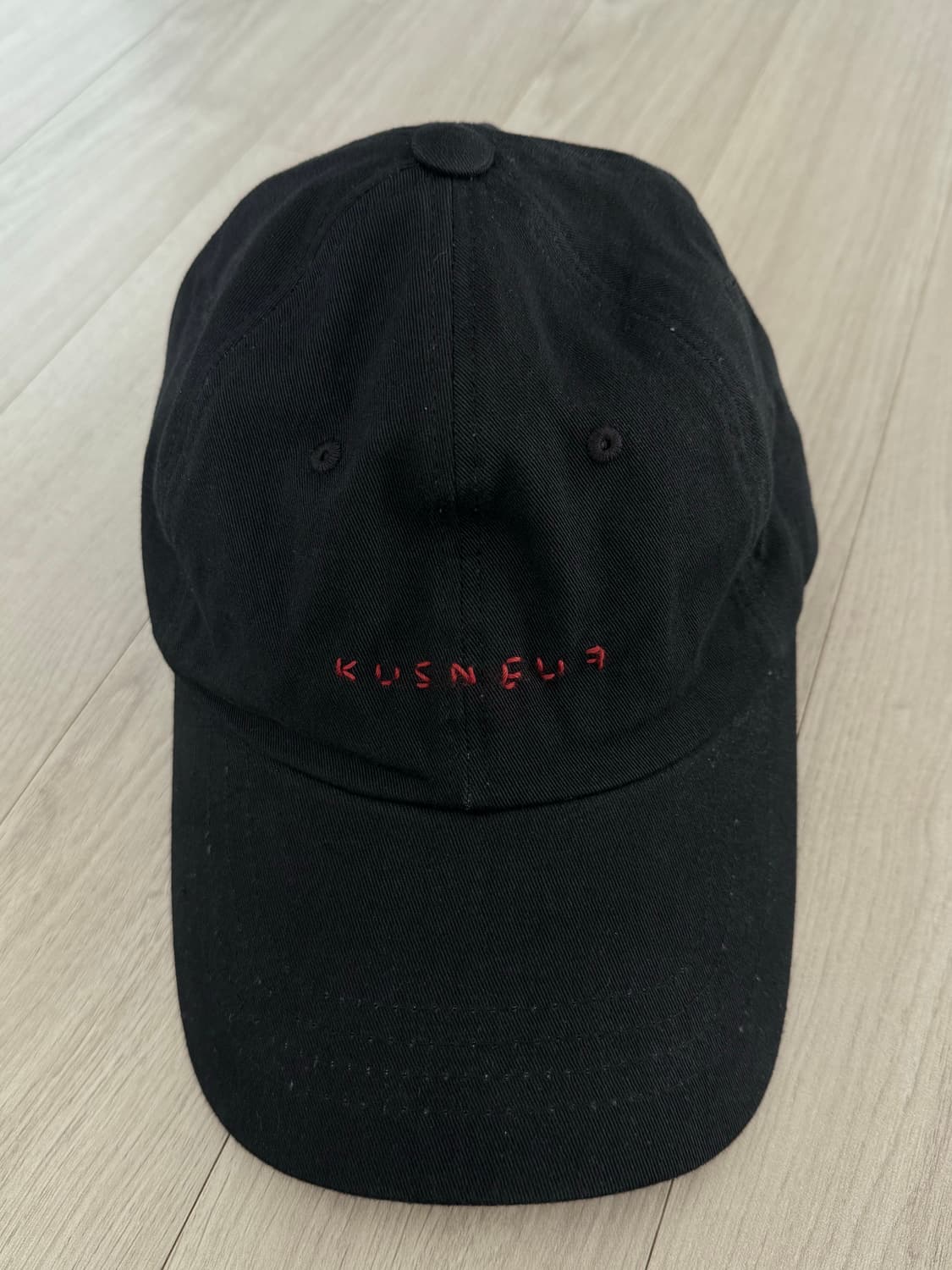 KUSNEUF Hand Stitch Logo Cap [Black] 상품이미지2