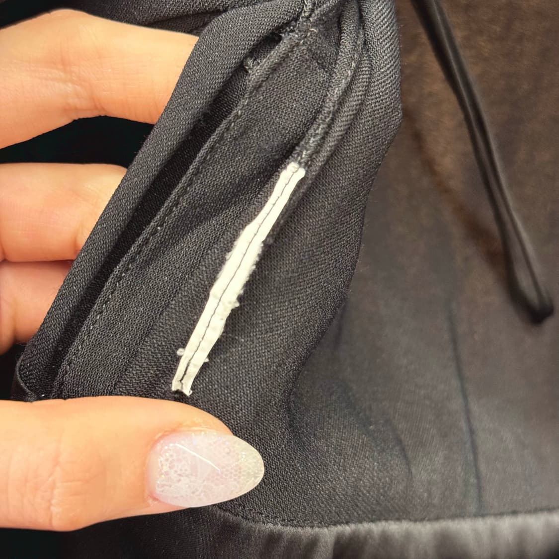 발렌티노 반팔 미디 원피스 러플 장식 중앙 히든 디테일 블랙 상품이미지8